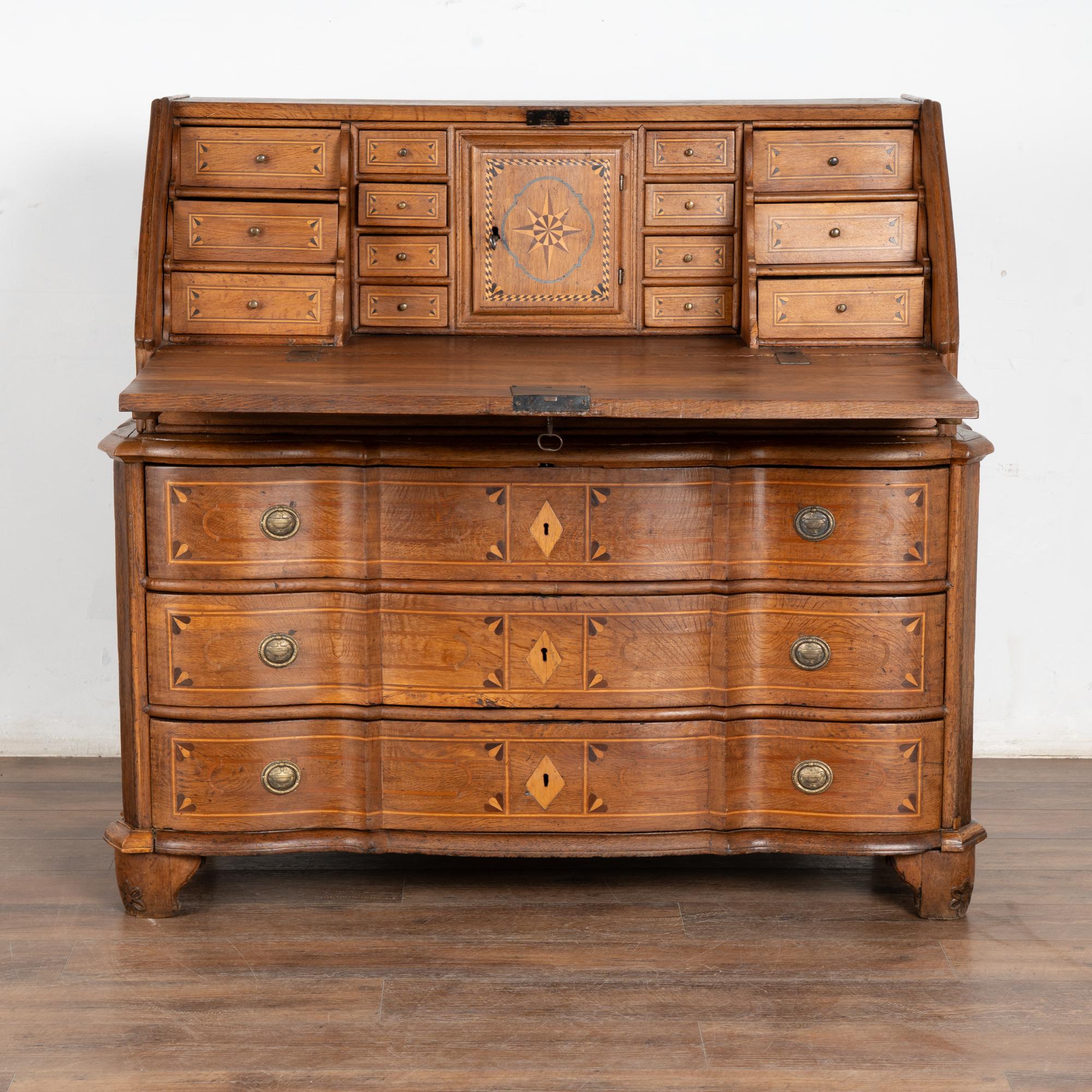 Early 19th Century Inlaid Oak Secretary Bureau from Denmark For Sale 1