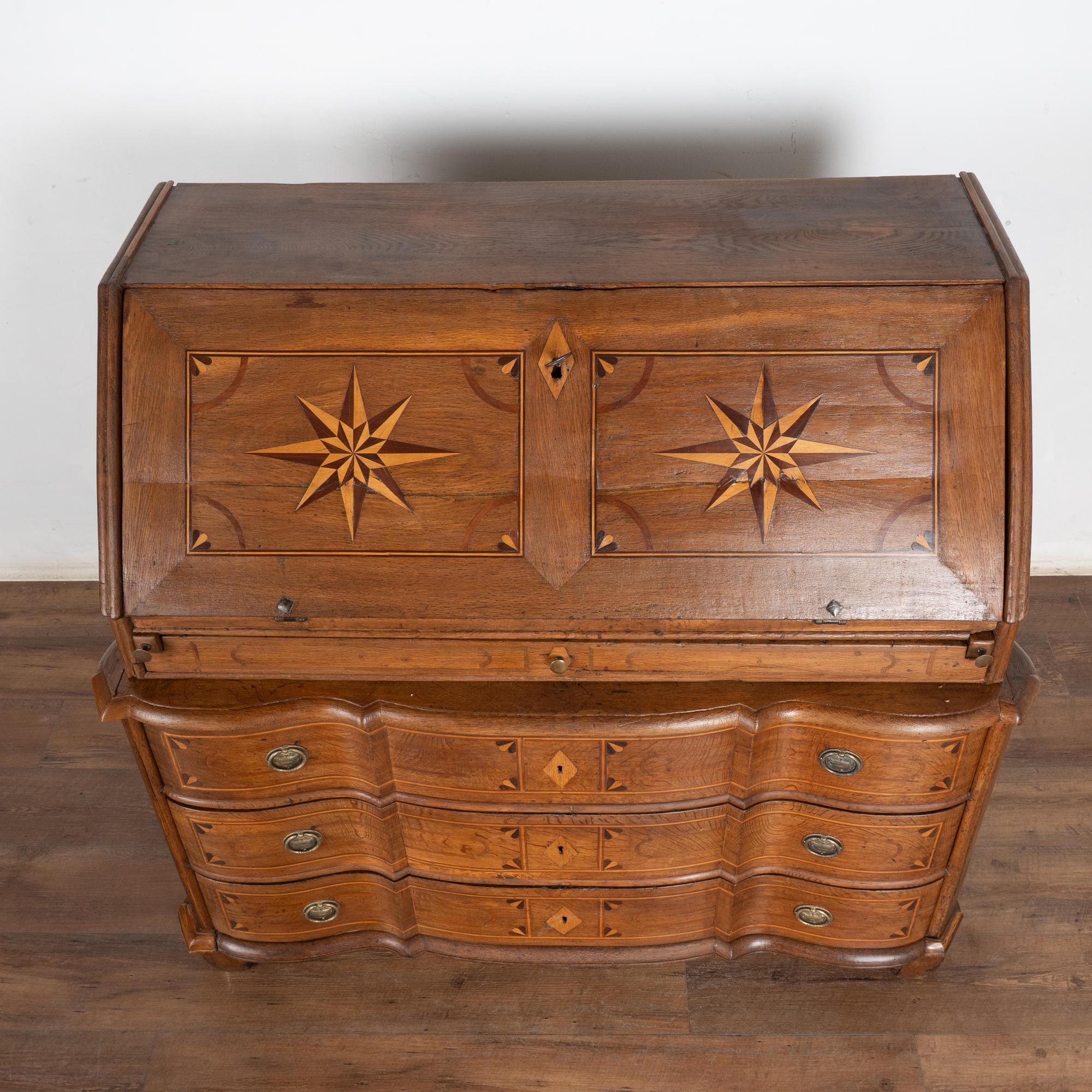Early 19th Century Inlaid Oak Secretary Bureau from Denmark For Sale 2