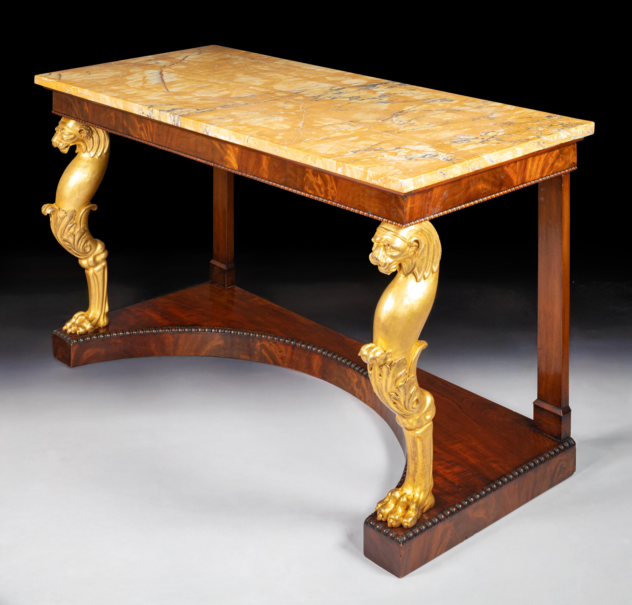 Console / Table d'appoint irlandaise George IV du début du 19e siècle à plateau de marbre de Sienne en vente 2