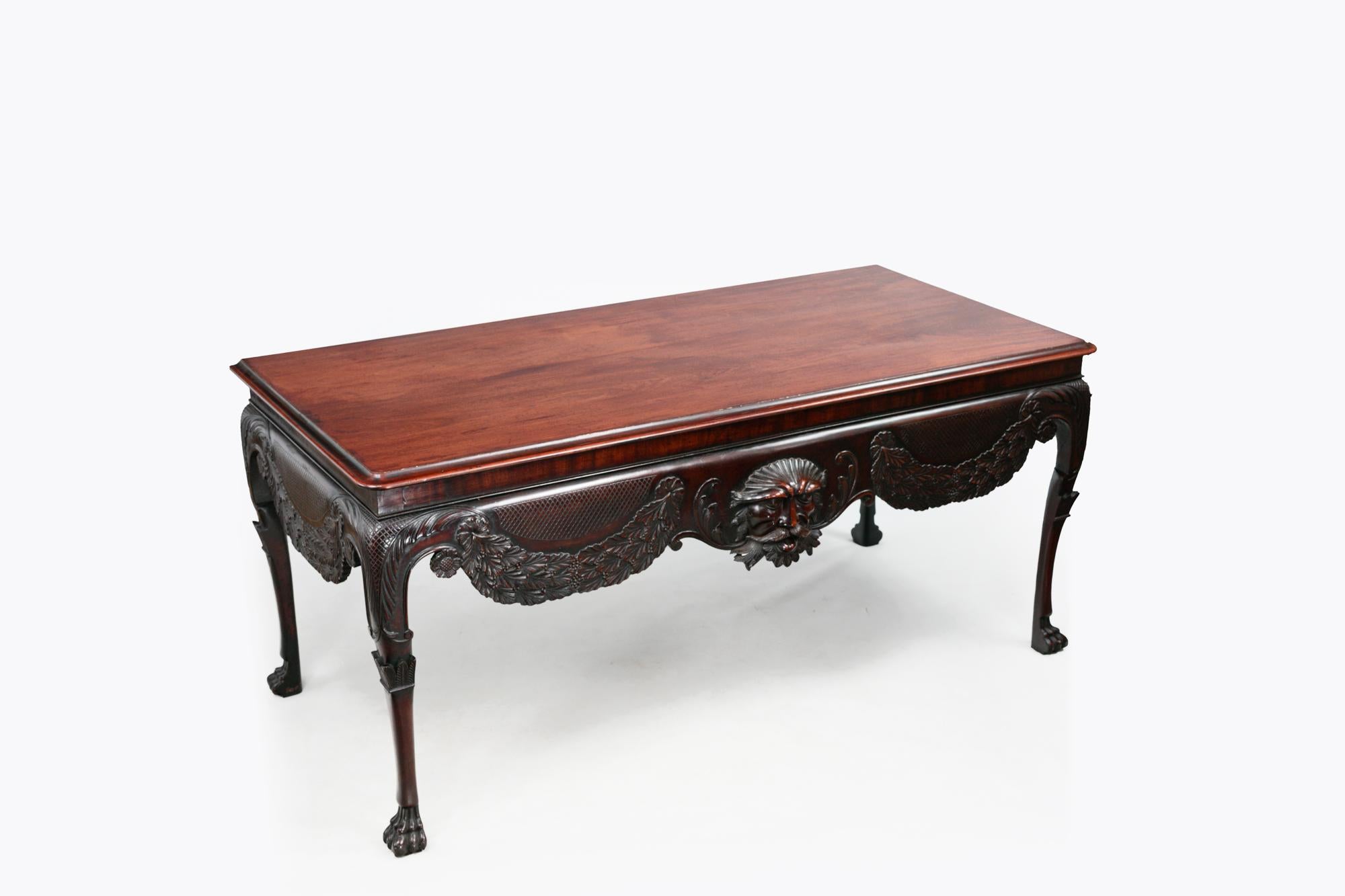 Table d'appoint en acajou irlandais du début du 19e siècle Excellent état - En vente à Dublin 8, IE