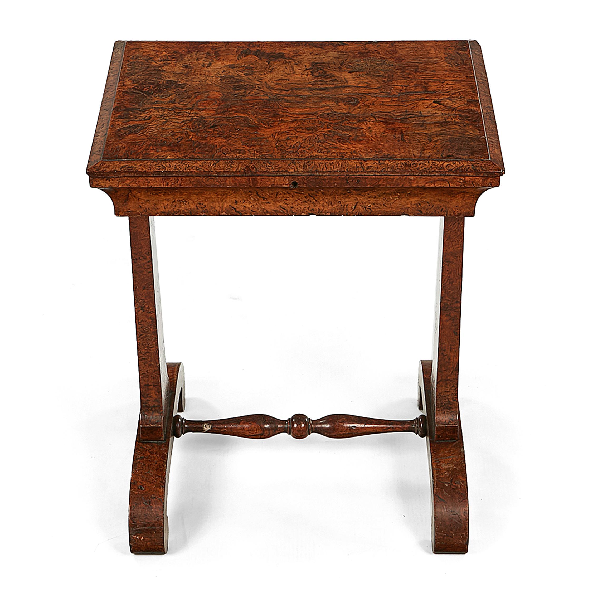 Early 19th Century Irish Regency Burr Elm Work Table In Excellent Condition For Sale In New York, NY