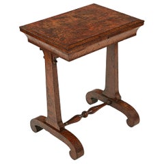 Table de travail en orme de ronce du début du XIXe siècle de style Regency irlandais