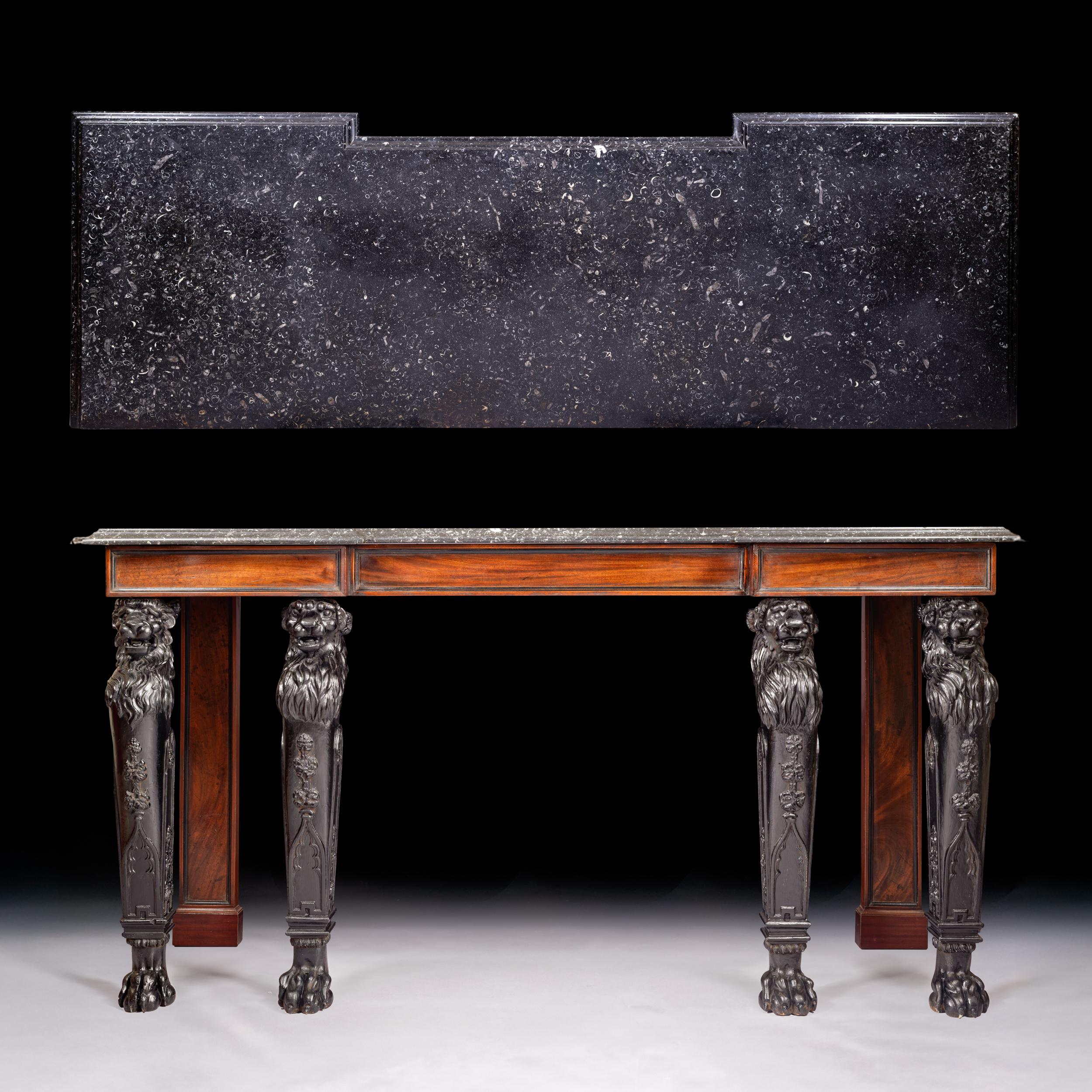 Console / table de service en marbre Kilkenny de style Régence irlandaise du début du 19e siècle Bon état - En vente à Dublin, IE