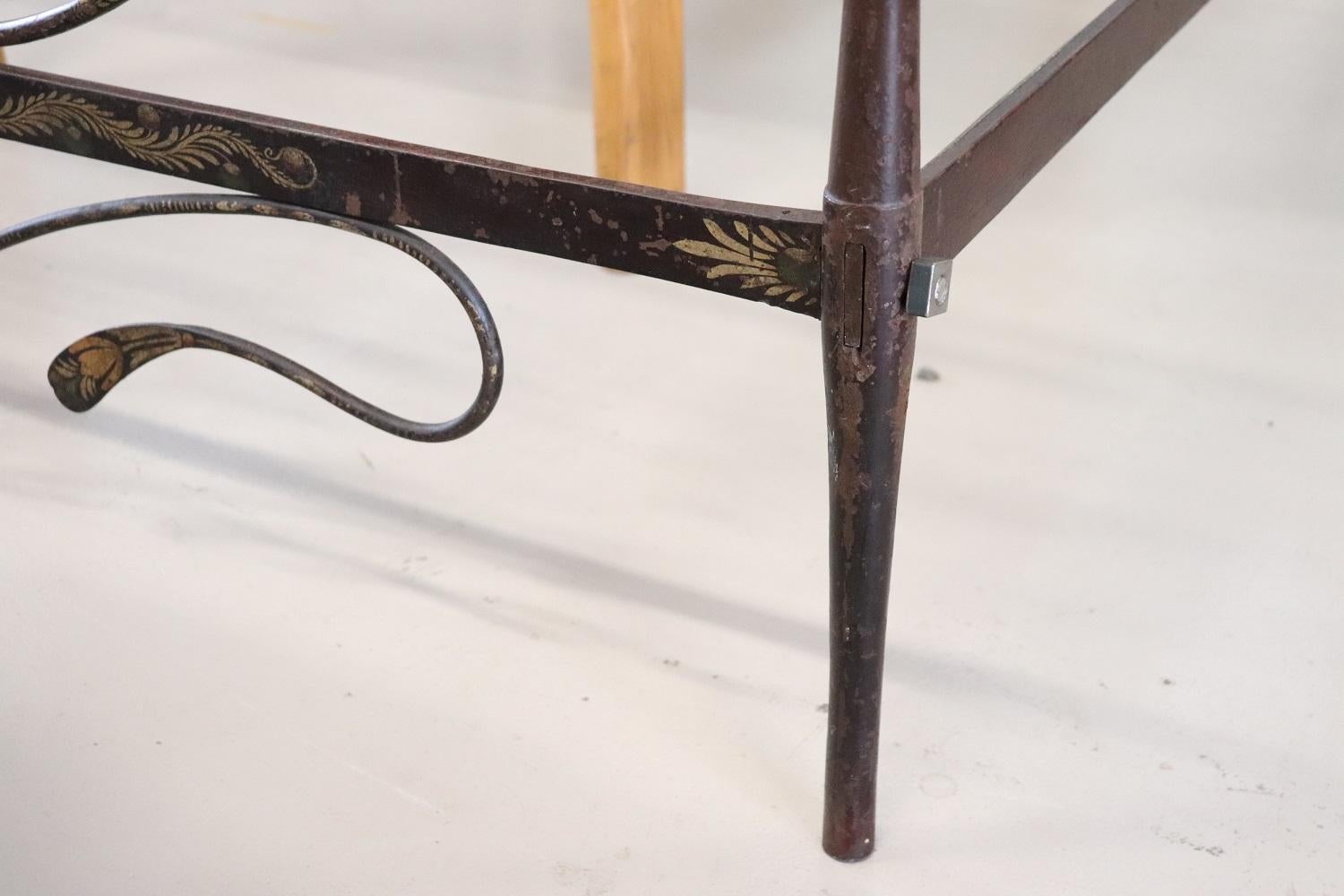 Early 19th Century Italian Antique Iron Large Single Bed with Hand Paintings For Sale 13