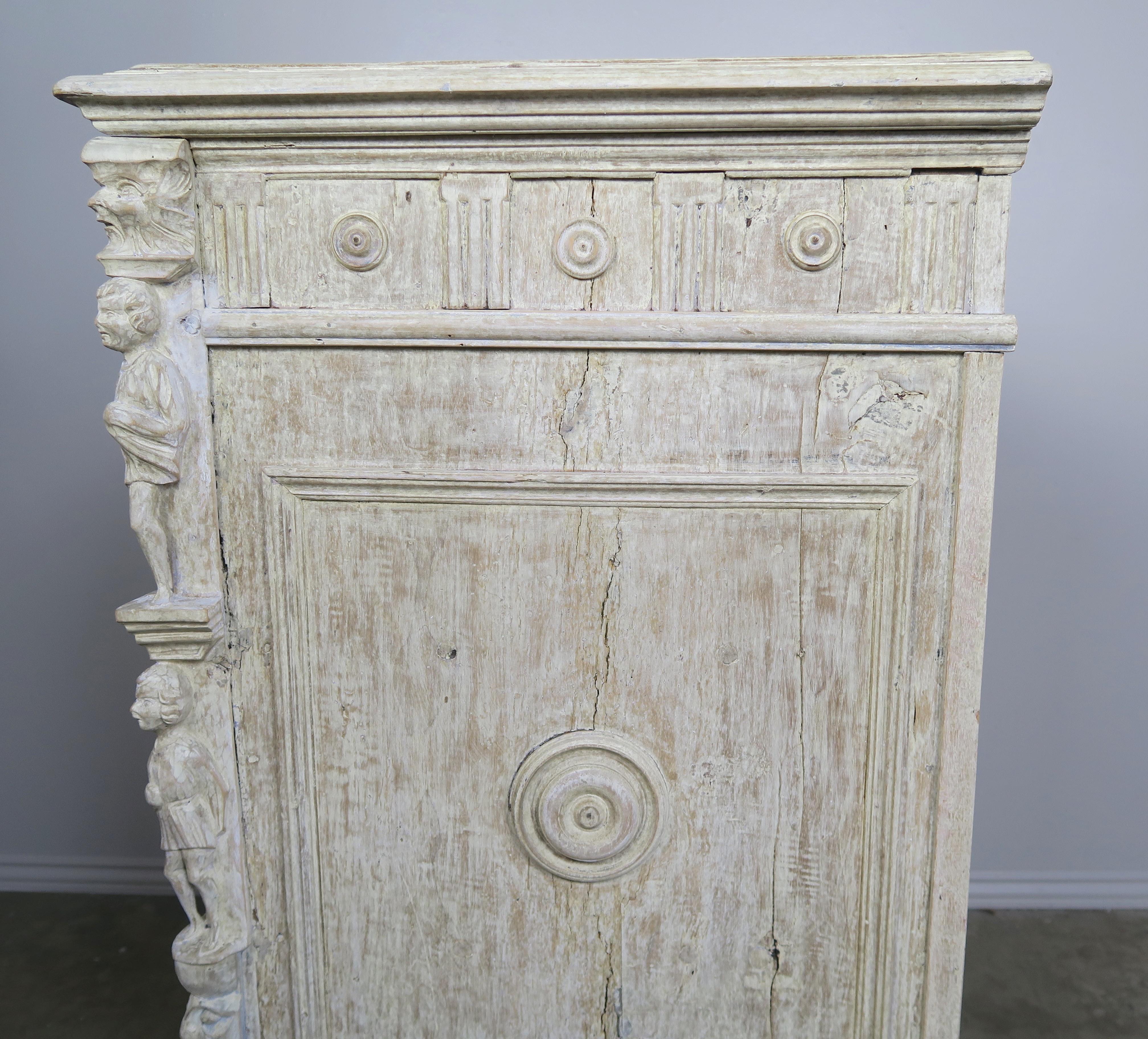 Early 19th Century Italian Carved Chest of Drawers 1