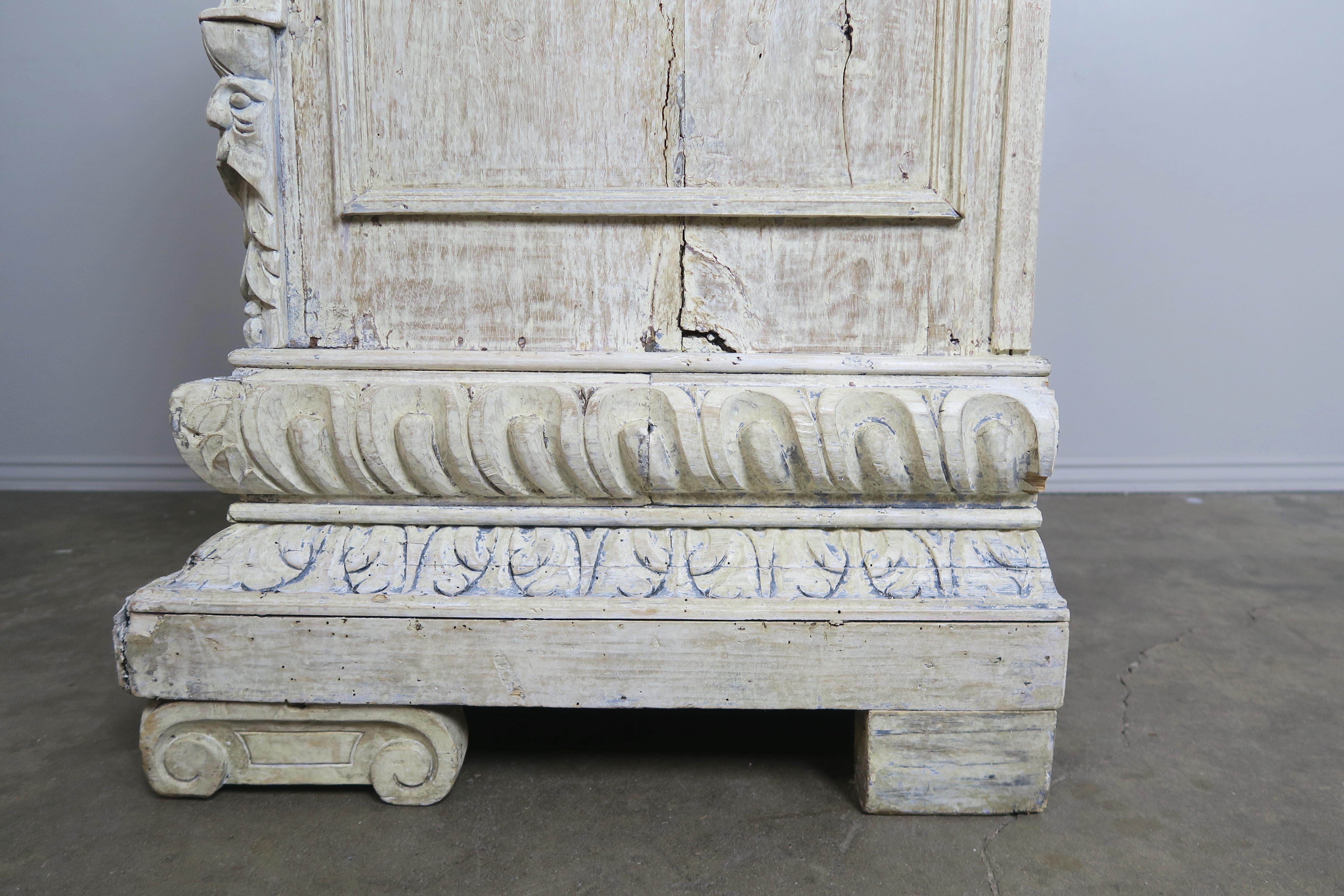 Early 19th Century Italian Carved Chest of Drawers 2