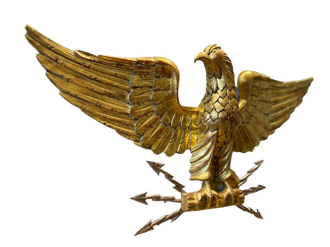 Neoclassical Early 19th Century Italian Carved Wood Gold Gilded Eagle For Sale