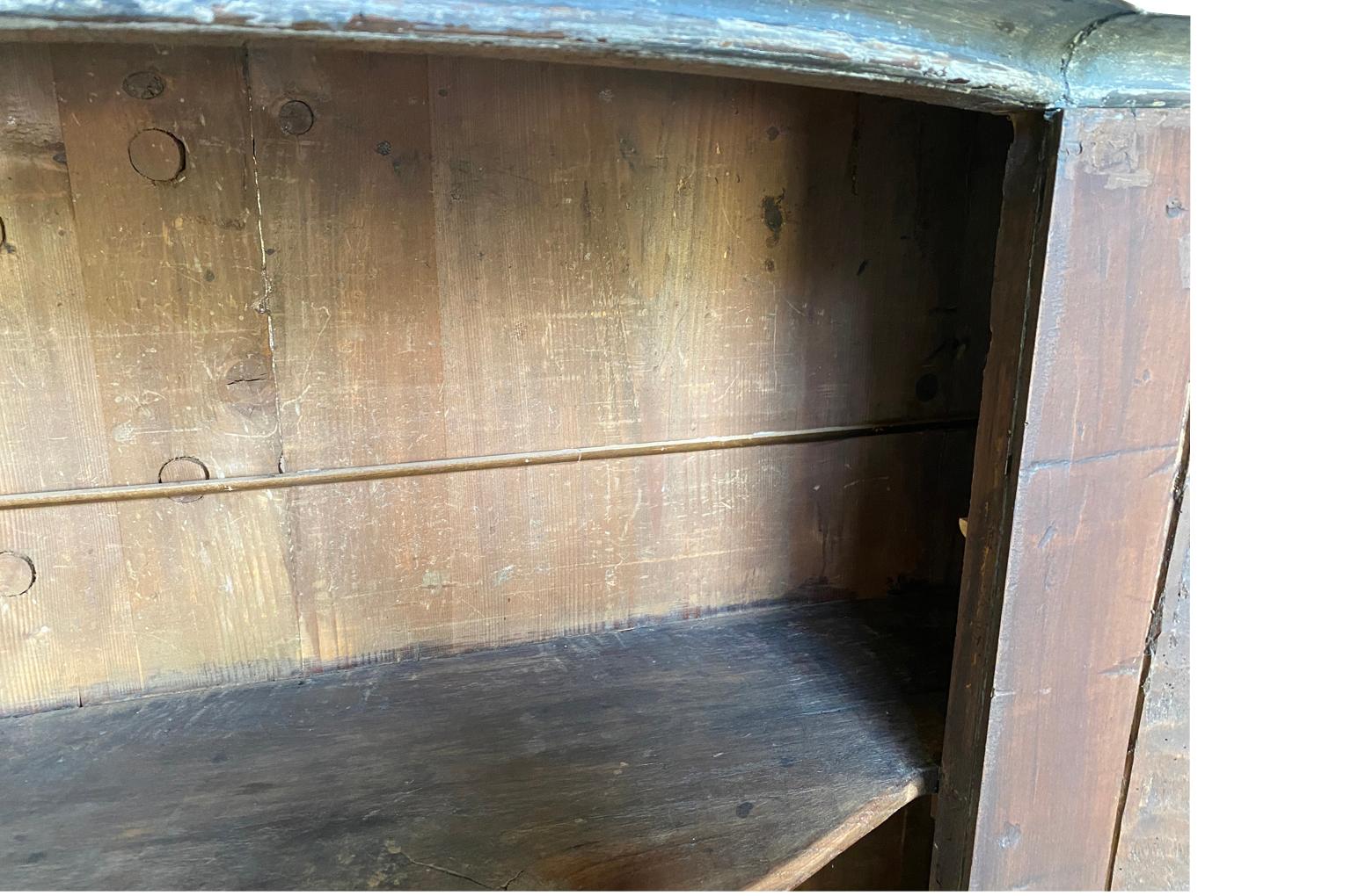 Early 19th Century Italian Credenza 2