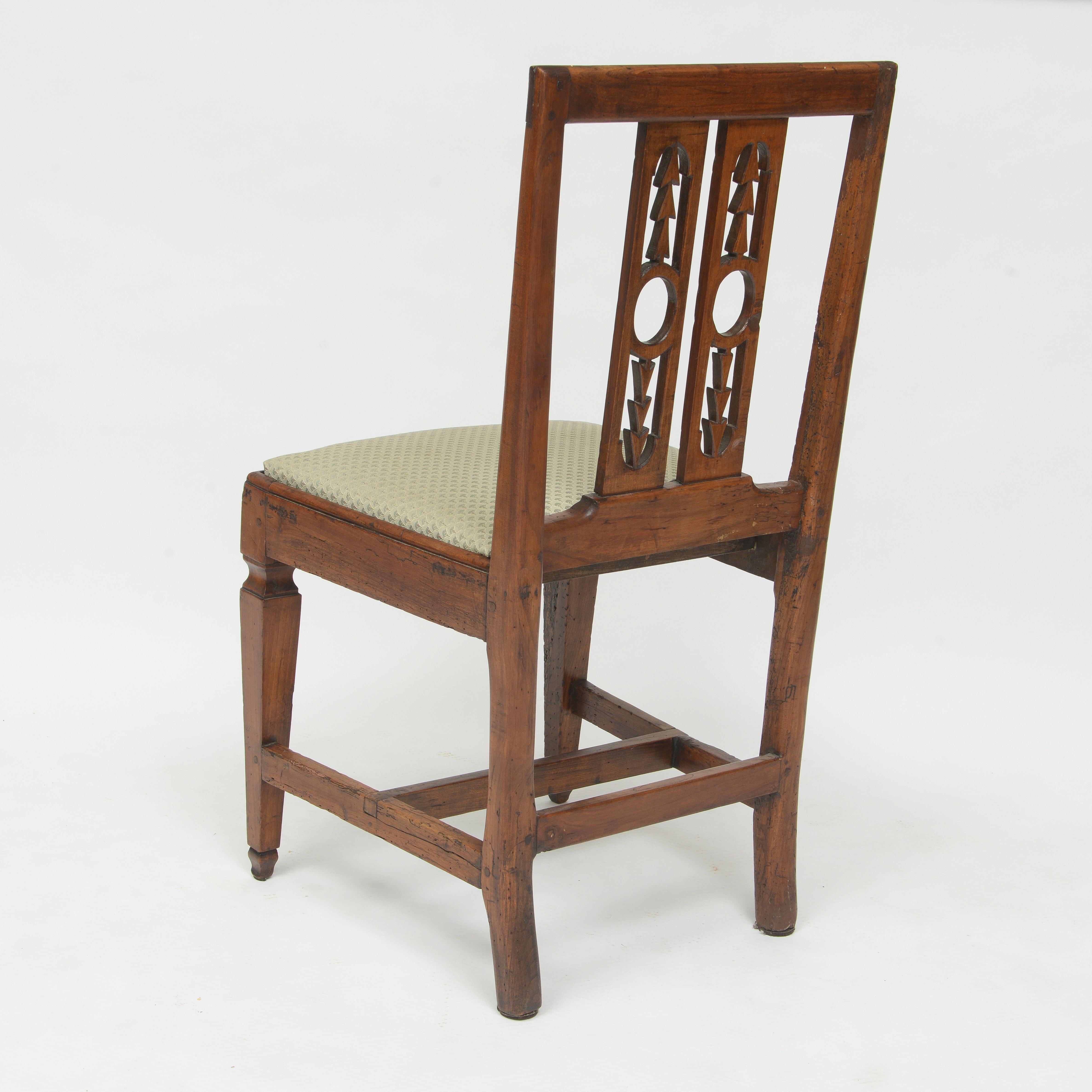 Hand-Carved Early 19th Century Italian Dining Chairs - Set of 6 For Sale
