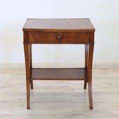 Early 19th Century Italian Directoire Antique Side Table in Walnut