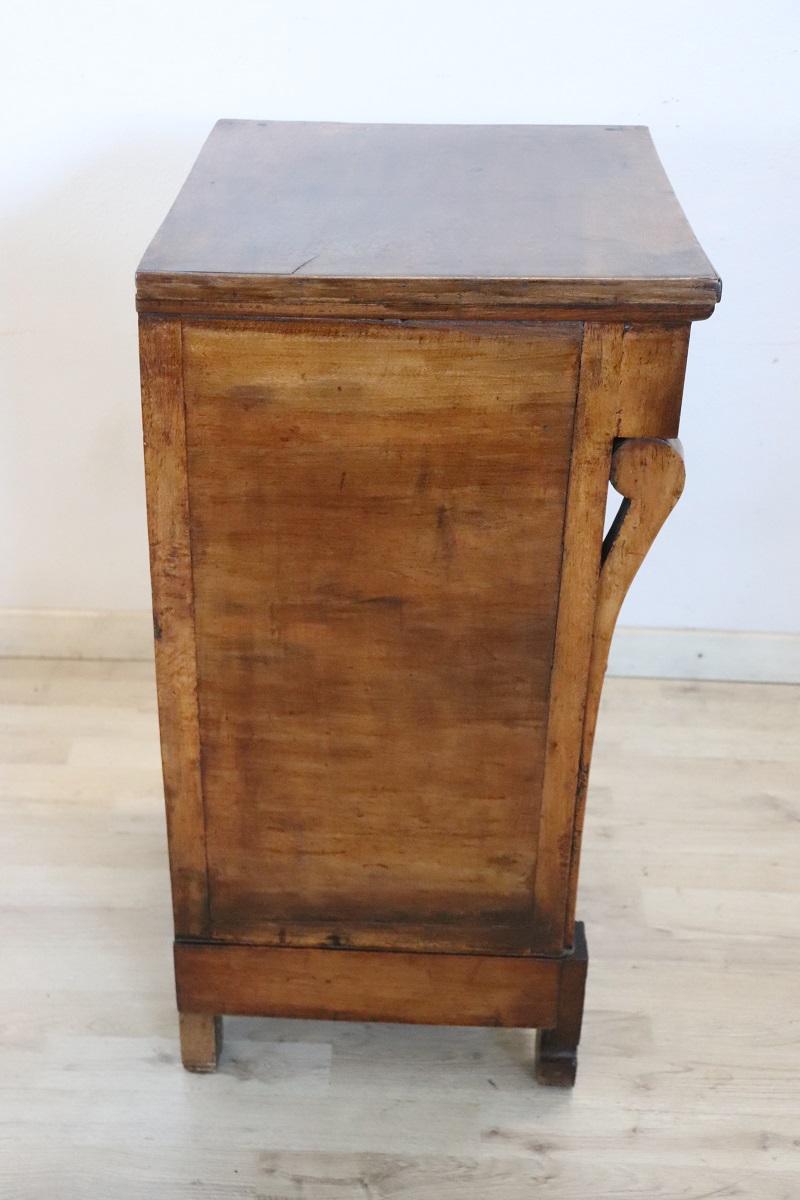 Early 19th Century Italian Empire Antique Solid Walnut Nightstand  For Sale 6
