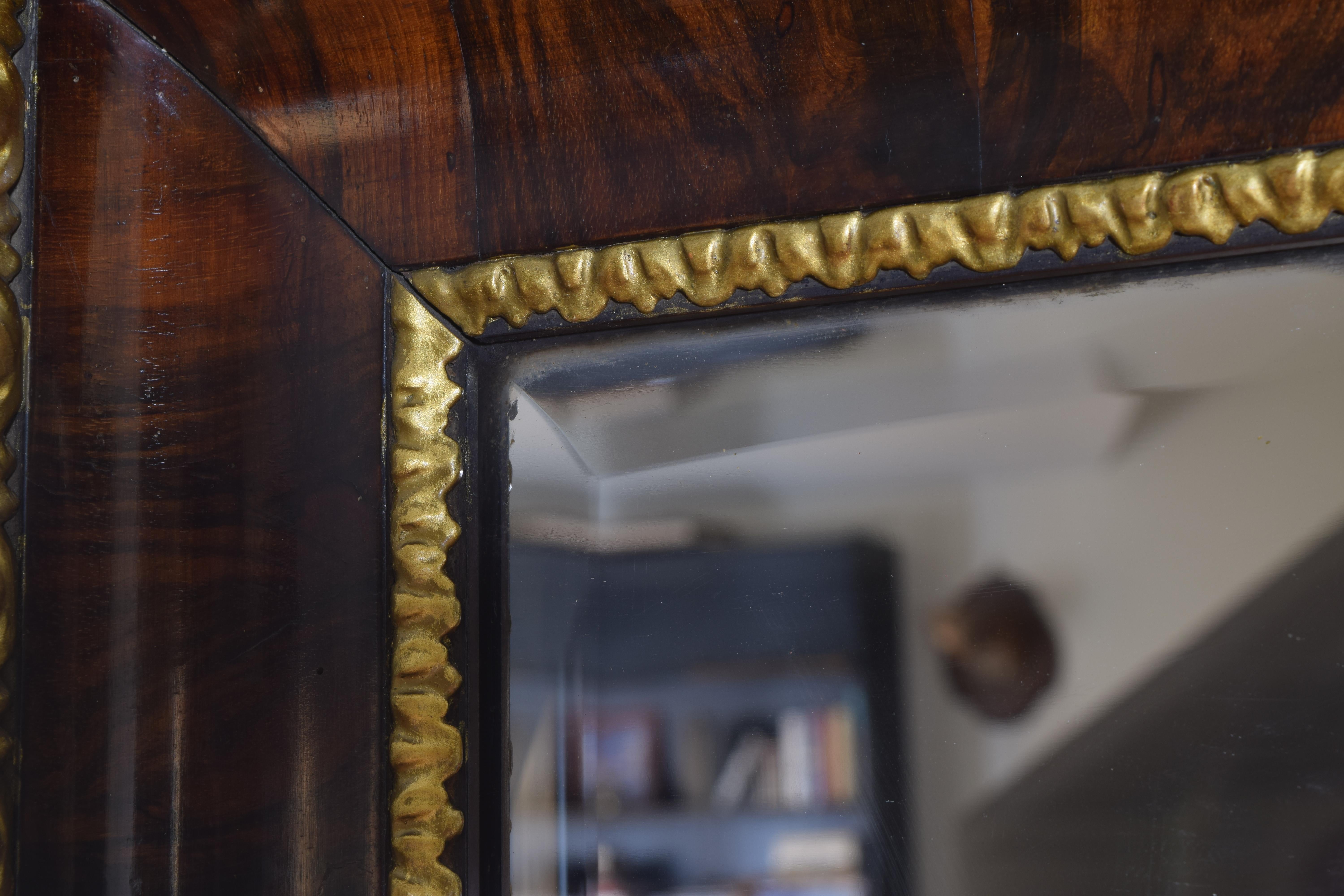 Early 19th Century Italian Empire Veneered Walnut and Giltwood Mirror 2