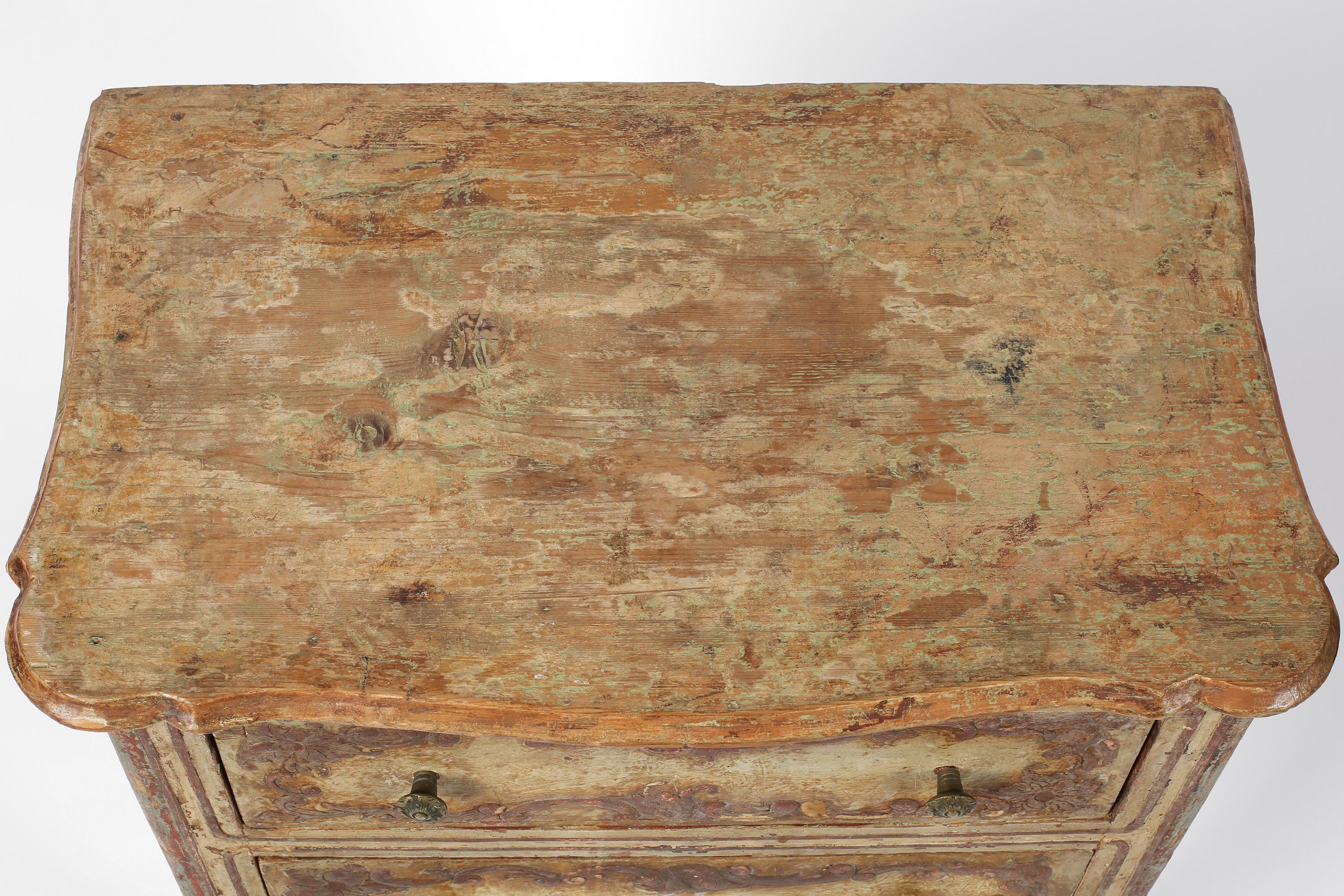 Early 19th Century Italian Florentine Painted Side Table Chest Bedside For Sale 3