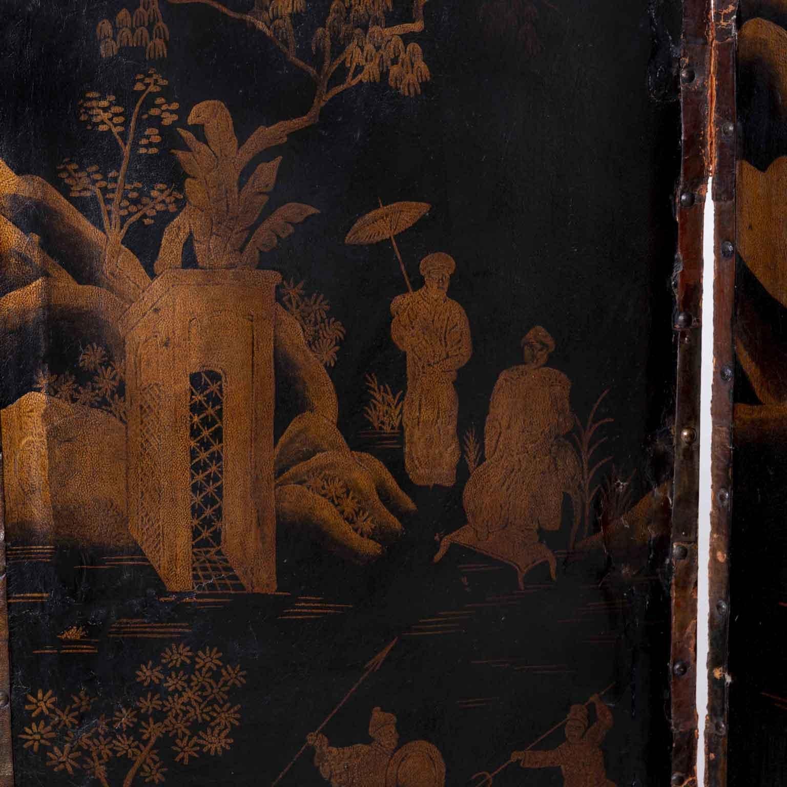 Early 19th Century Italian Screen Four Fold Black Leather Chinoiserie Decoration 1