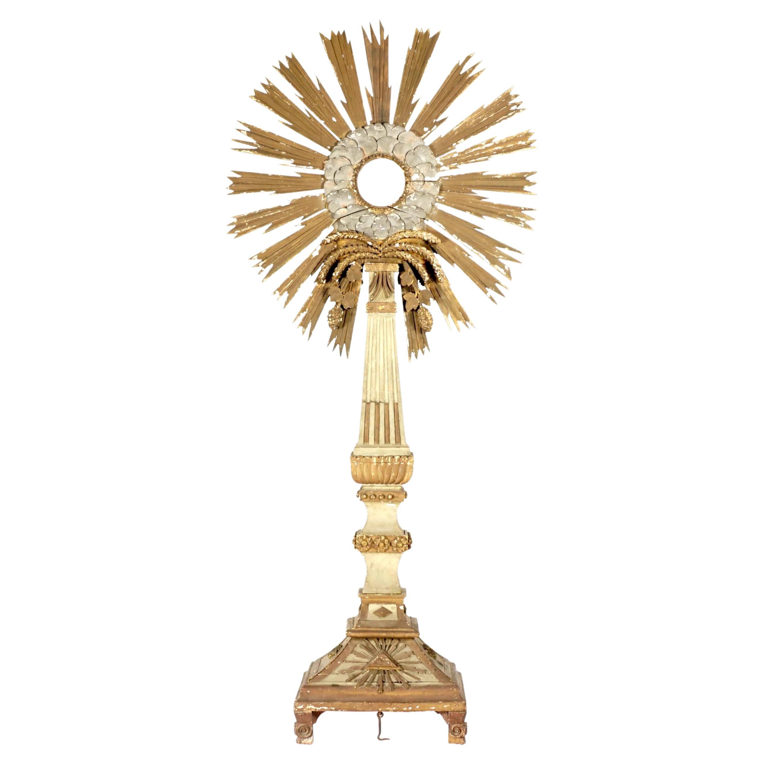 Early 19th Century Italian Giltwood Neoclassical Sunburst Monstrance For Sale