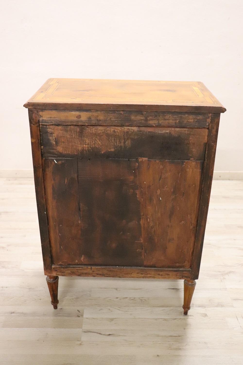 Early 19th Century Italian Louis XVI Style Inlaid Walnut Small Chest of Drawers For Sale 7
