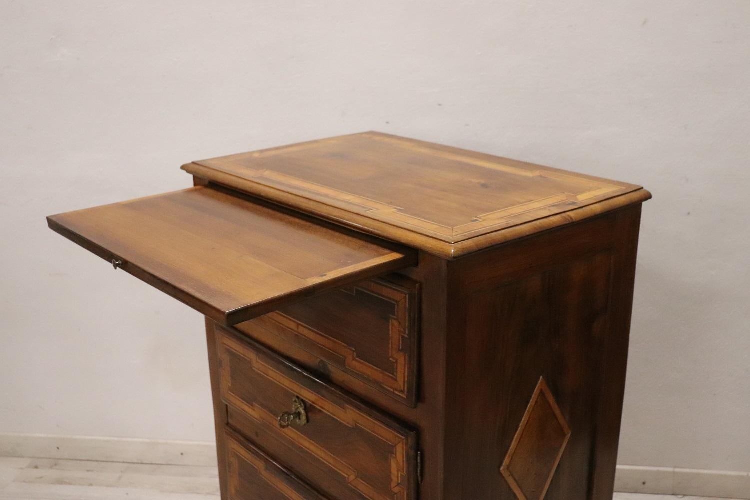 Early 19th Century Italian Louis XVI Style Inlaid Walnut Small Chest of Drawers For Sale 1