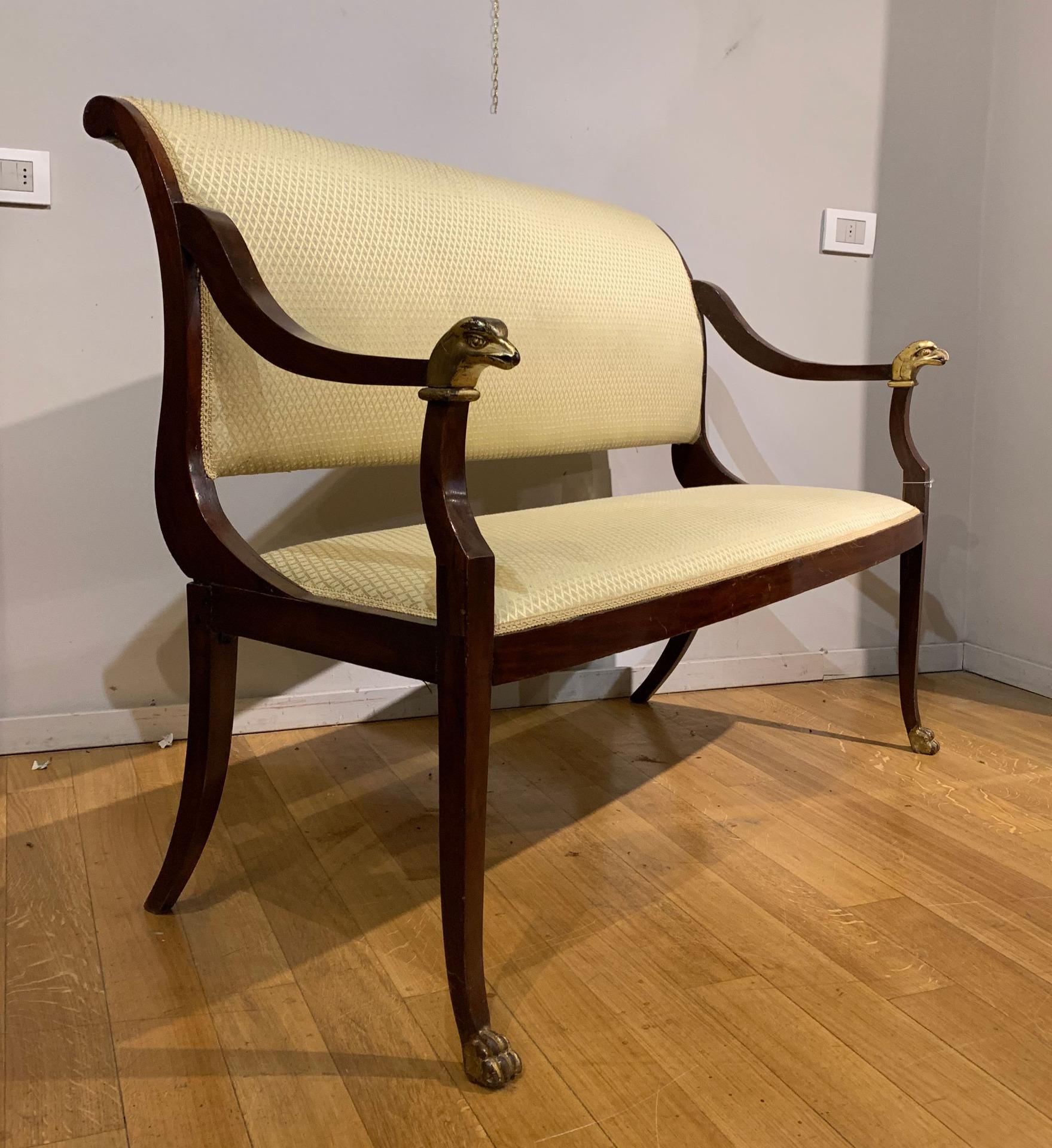 Early 19th Century Italian Mahogany Sofa For Sale 3