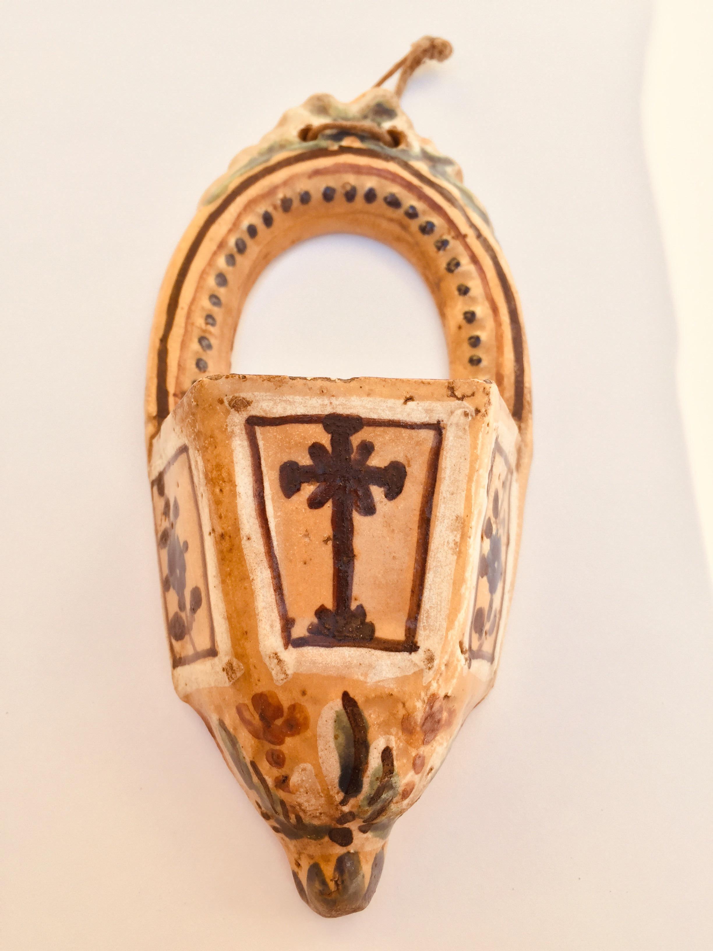 Molded Early 19th Century Italian Majolica Holy Water Font For Sale