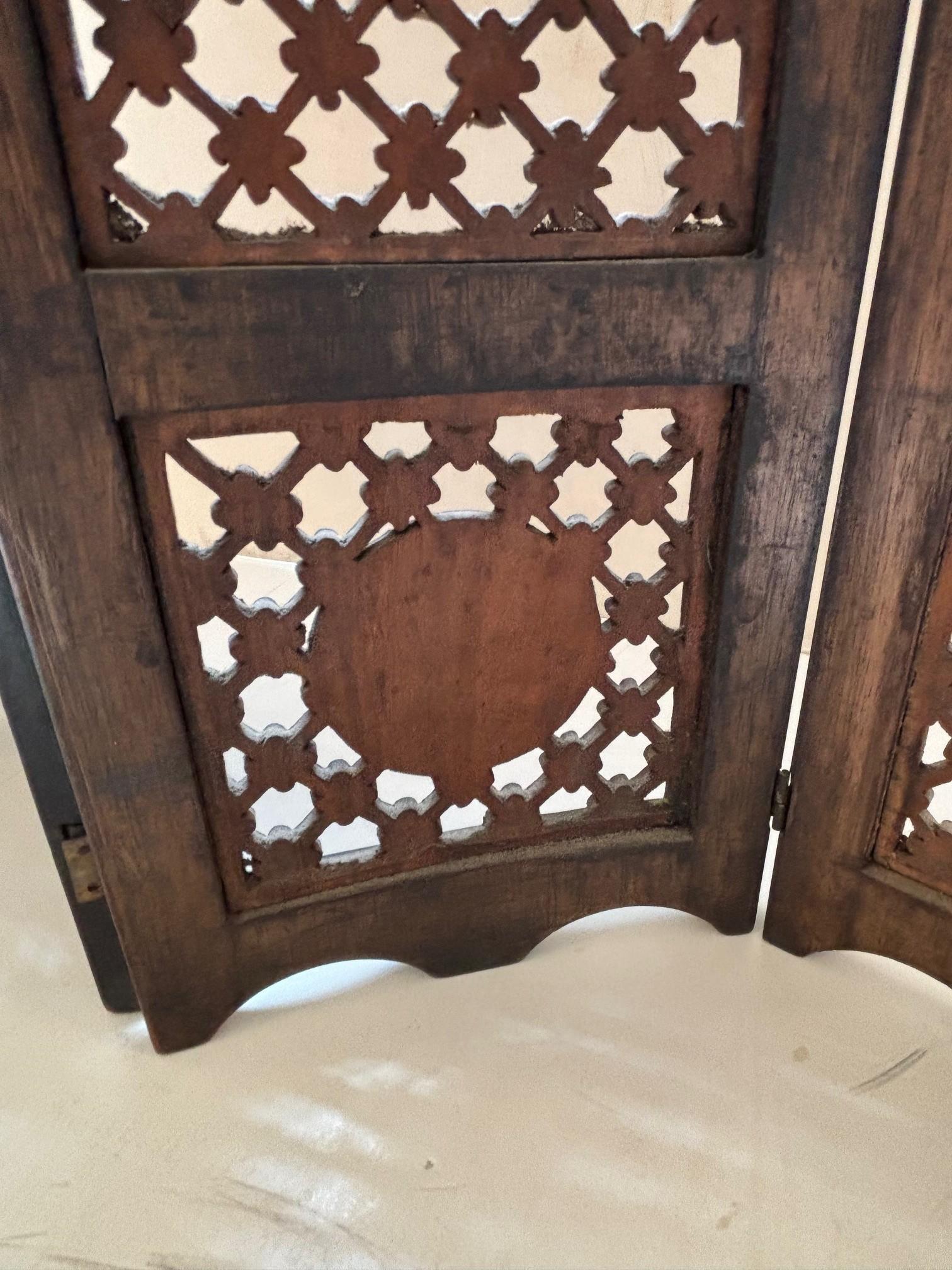 Paravento italiano a microintarsio dei primi del XIX secolo in vendita 5