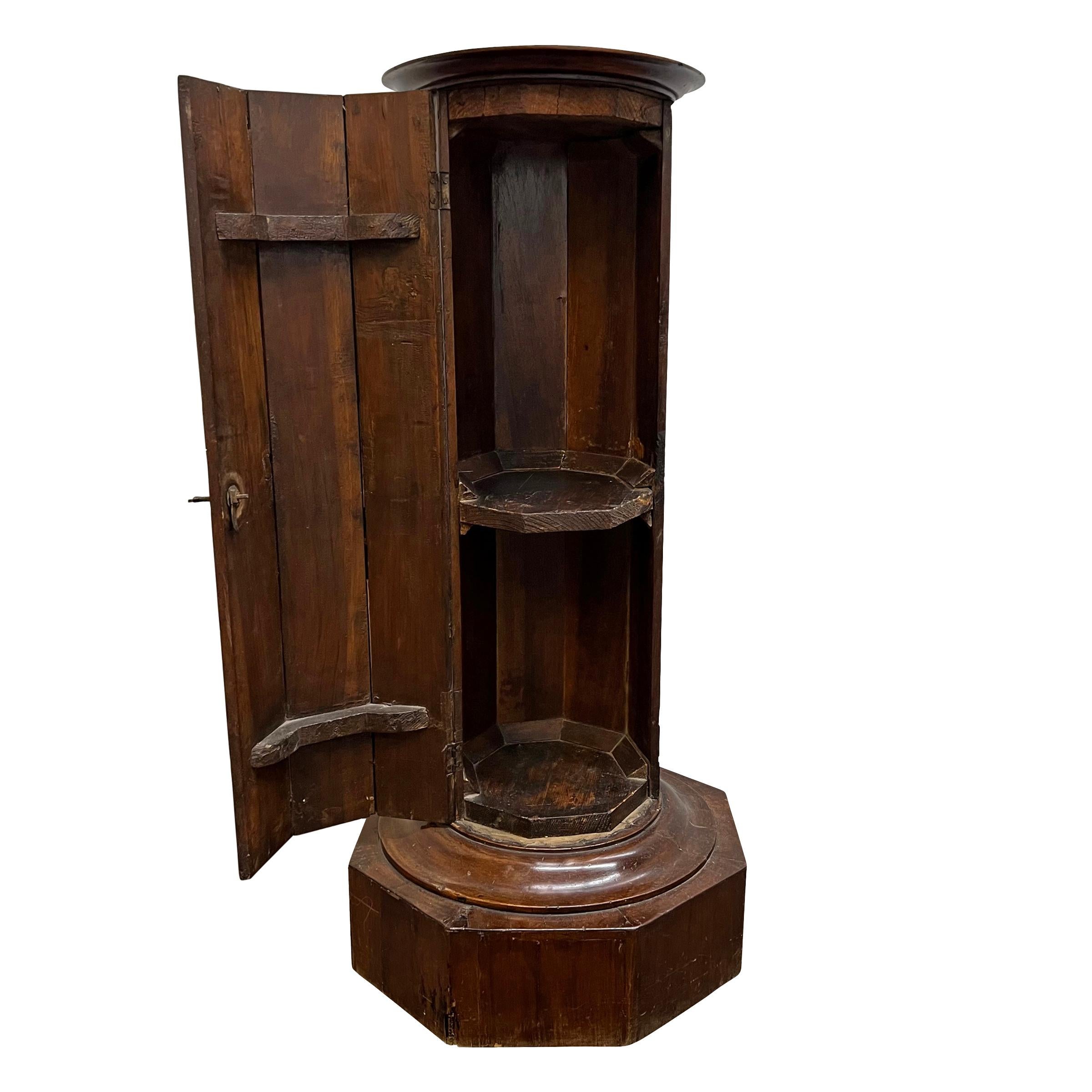 Early 19th Century Italian Napoleonic Era Somno Pedestal Cabinet For Sale 5