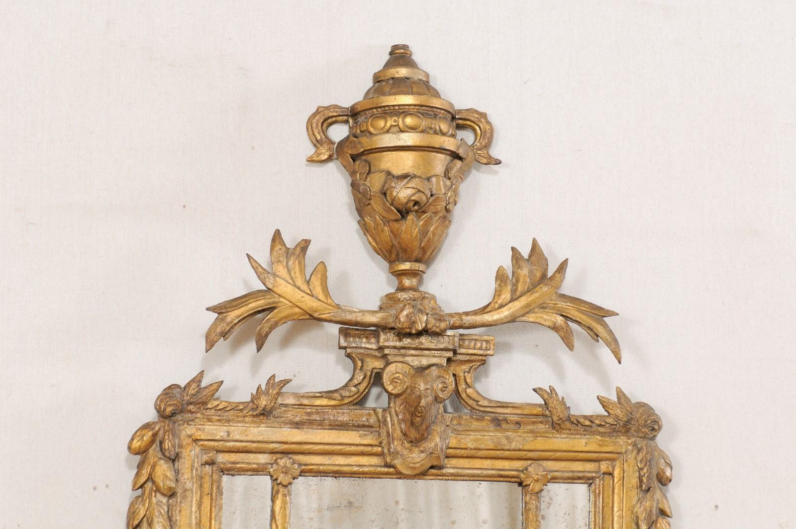 Early 19th Century Italian Neoclassical Gilt and Carved Wood Mirror 1