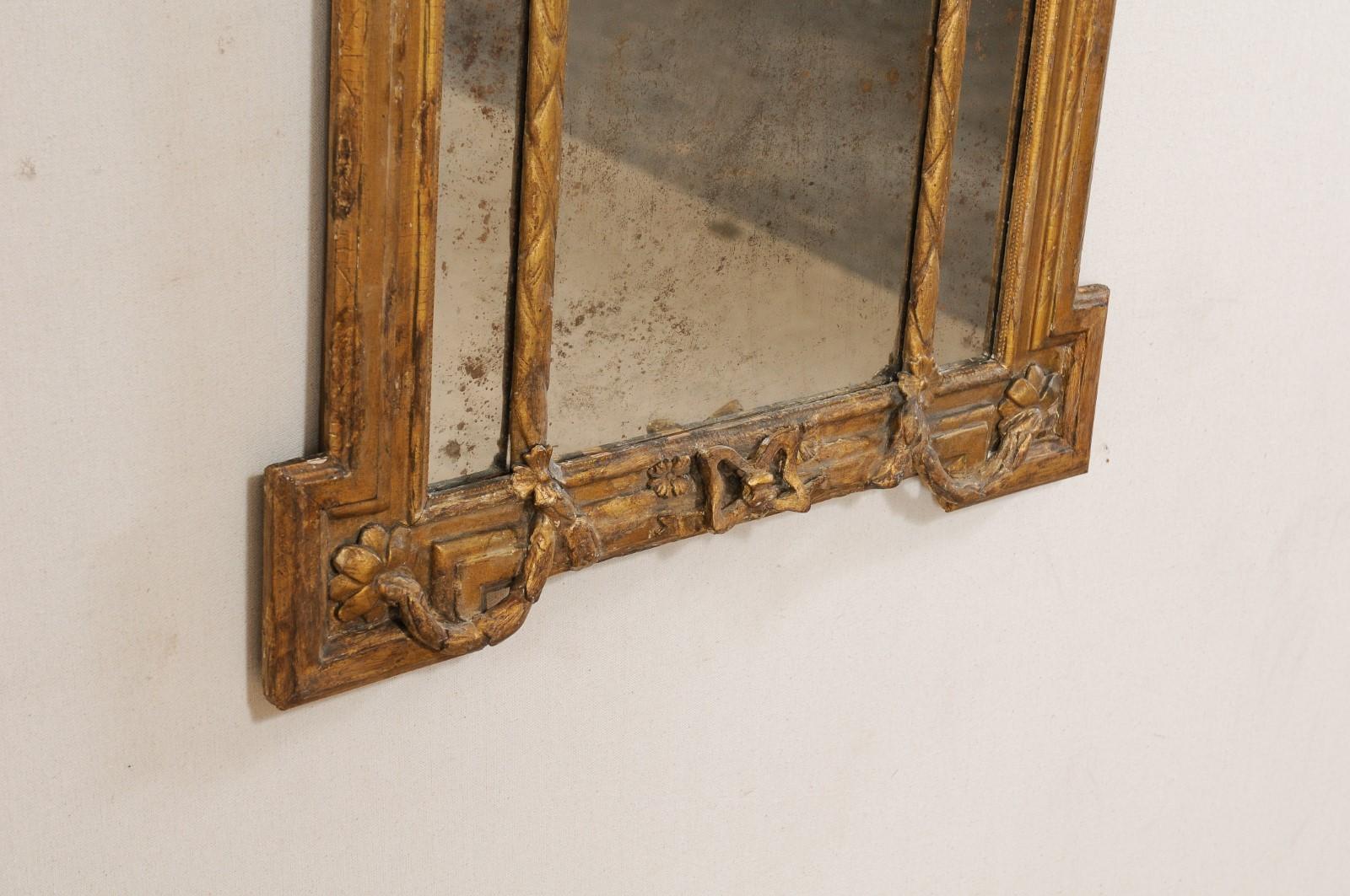 Early 19th Century Italian Neoclassical Gilt and Carved Wood Mirror 6