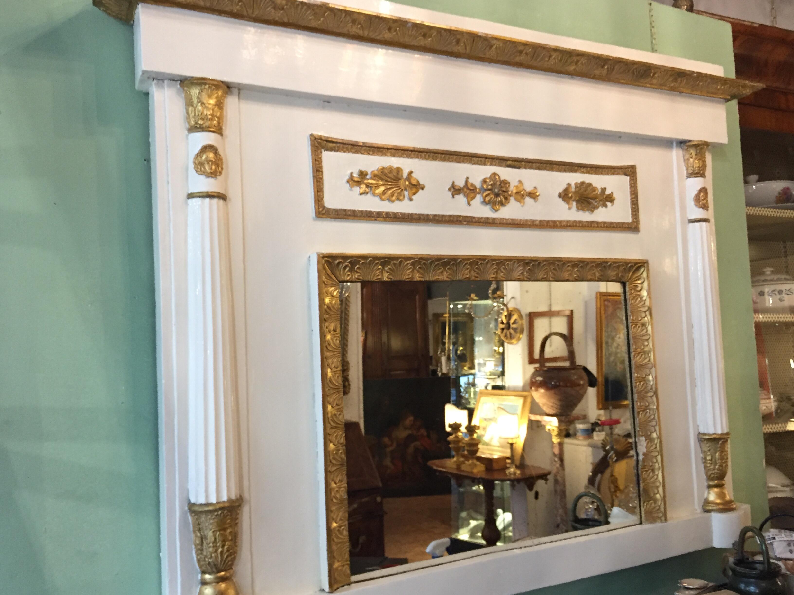 Early 19th Century Italian Neoclassical Mirror Ivory and Giltwood Overmantel  12