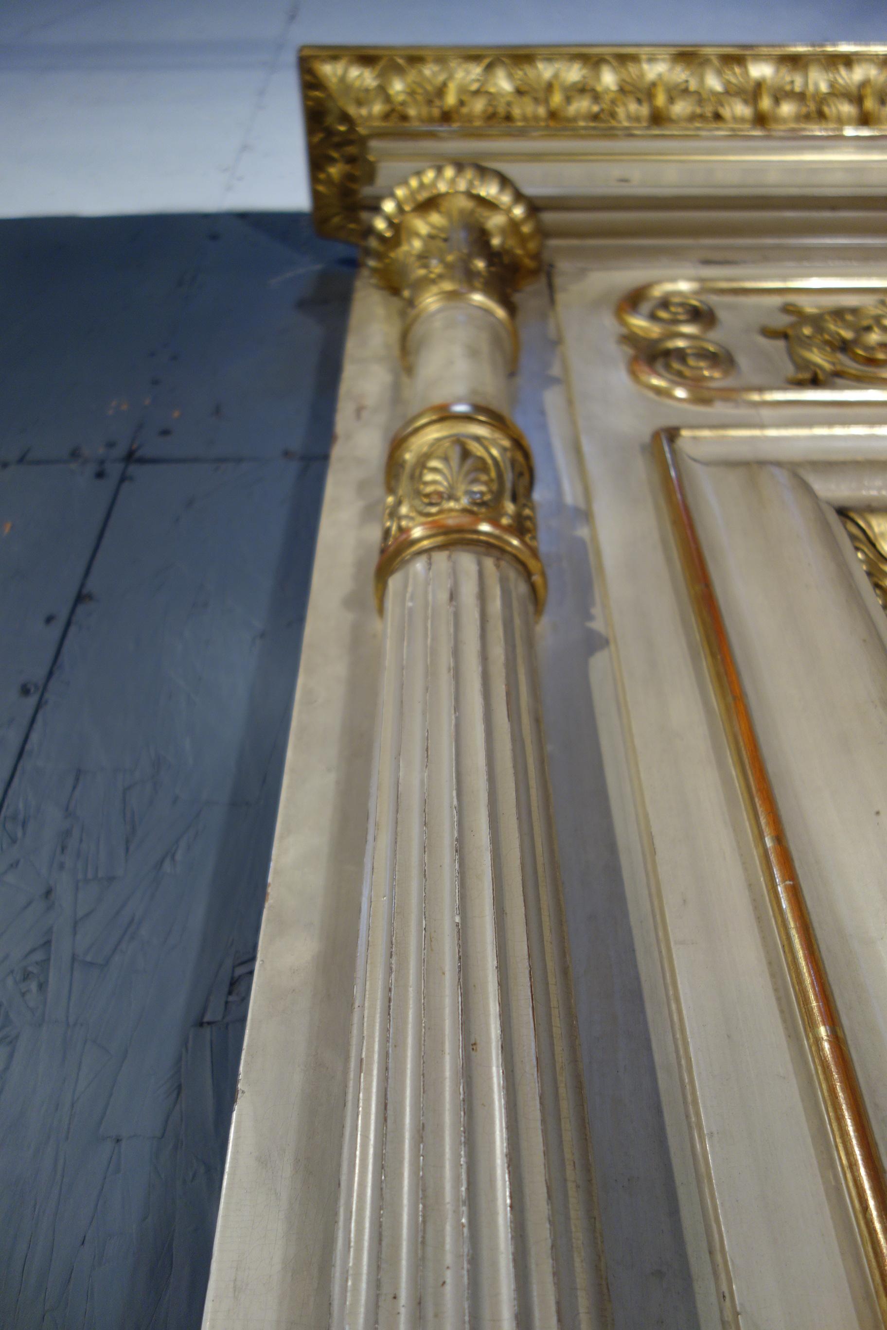 Miroir Trumeau en bois doré italien du début du 19e siècle, vers 1820 en vente 12