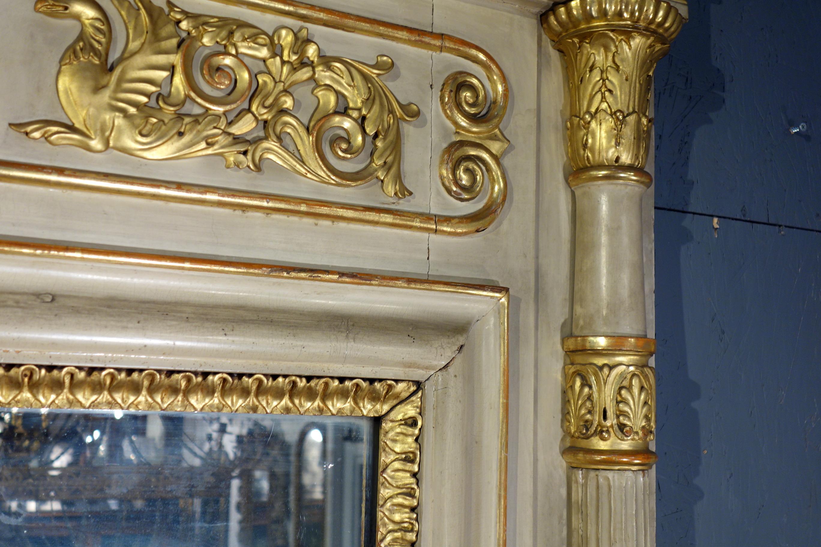 Early 19th Century Italian Neoclassical Style Giltwood Trumeau Mirror Ca 1820 For Sale 4