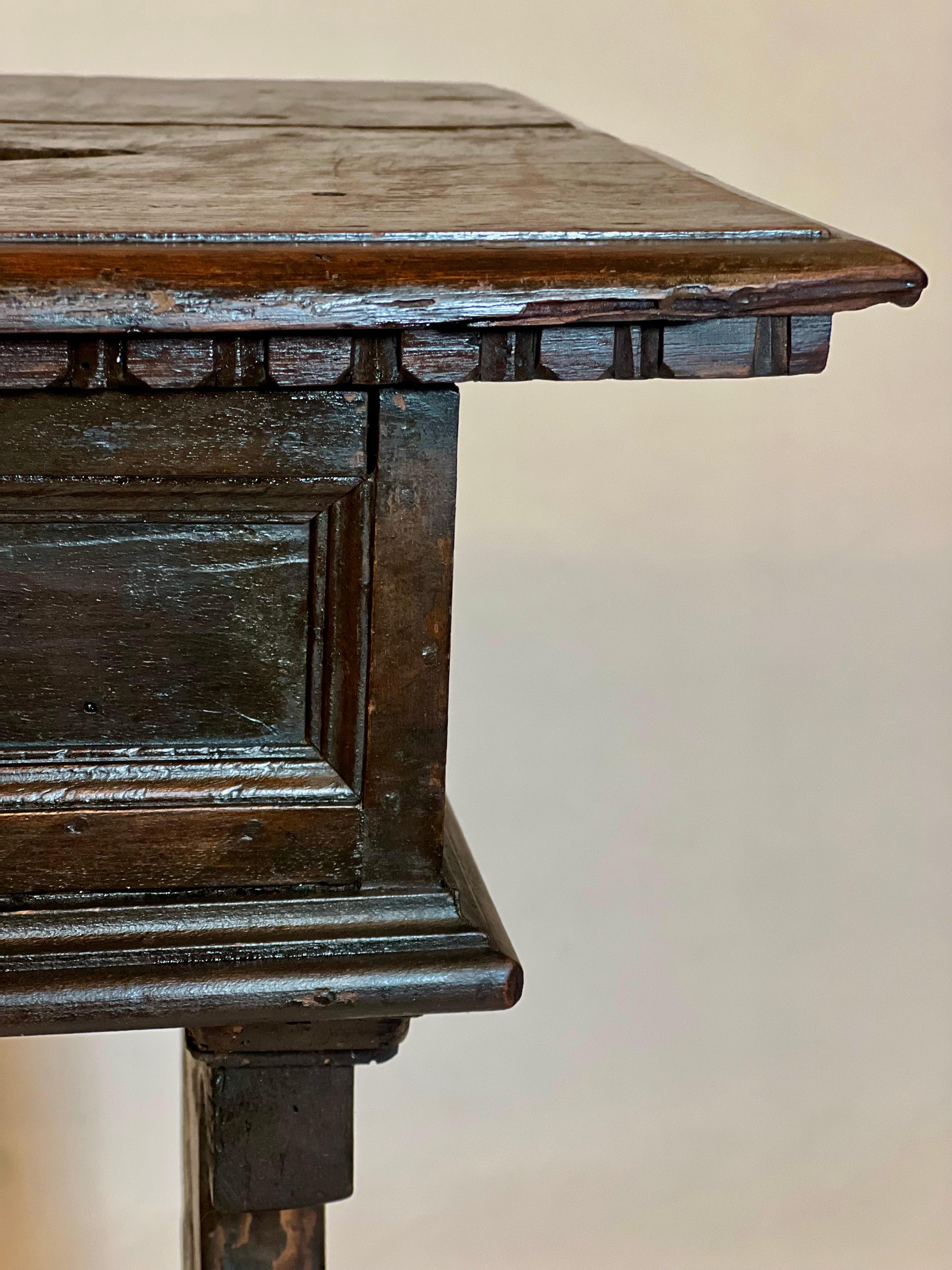 Early 19th Century Italian Renaissance Carved Oak Trestle Base Table with Patina For Sale 9