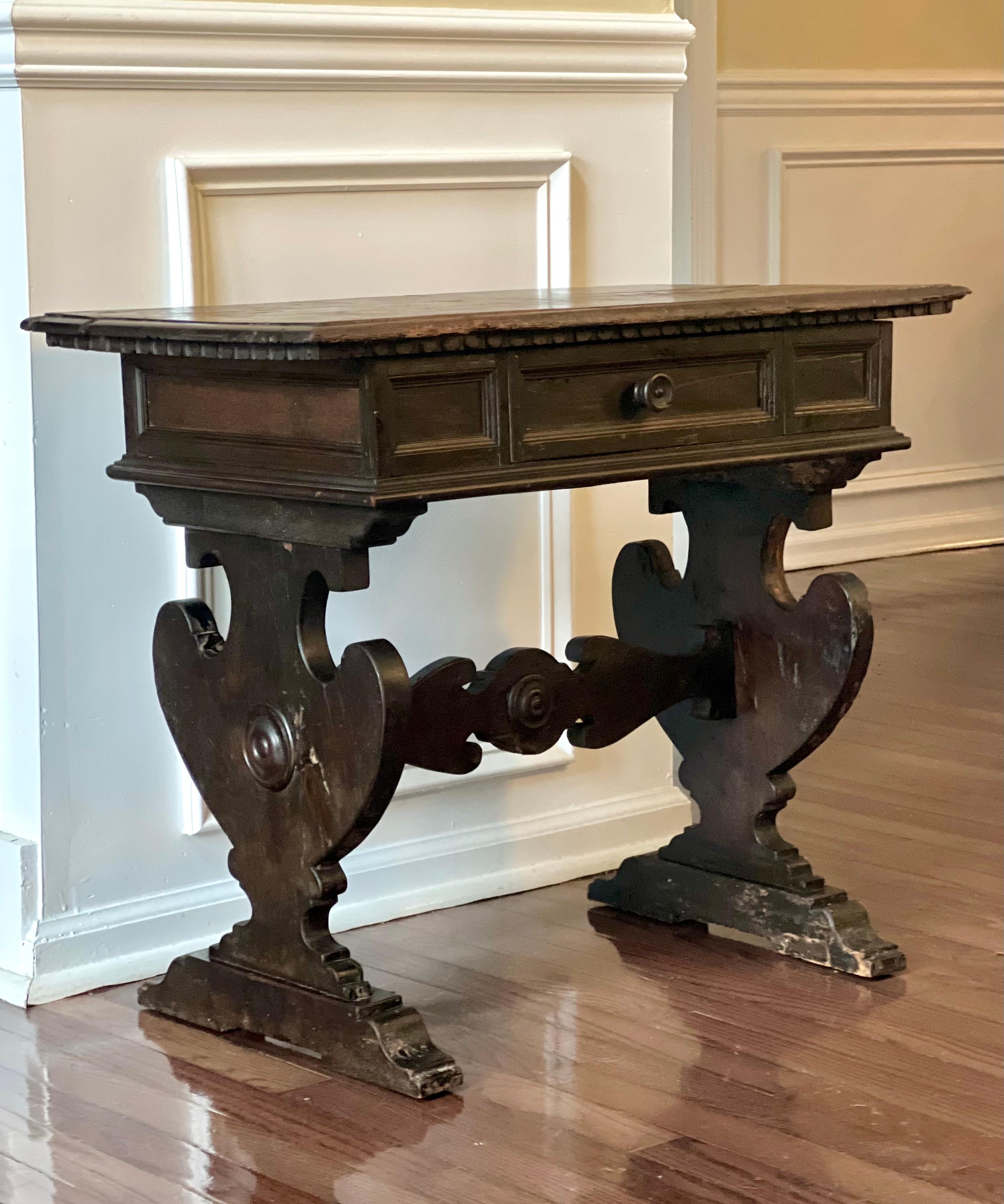 Early 19th Century Italian Renaissance Carved Oak Trestle Base Table with Patina For Sale 13