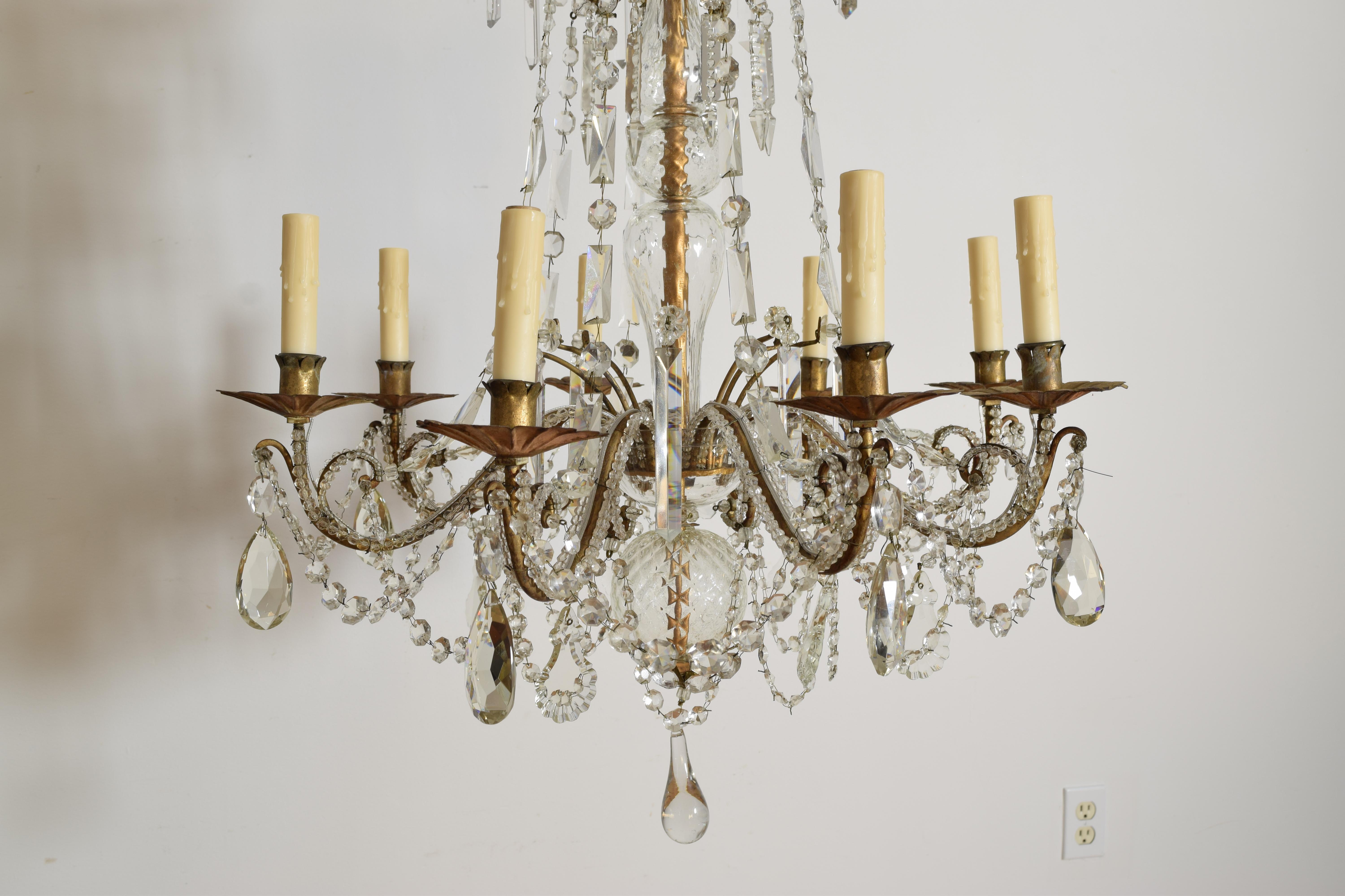 Métal Lustre à 8 lumières de style rococo italien du début du 19e siècle en vente