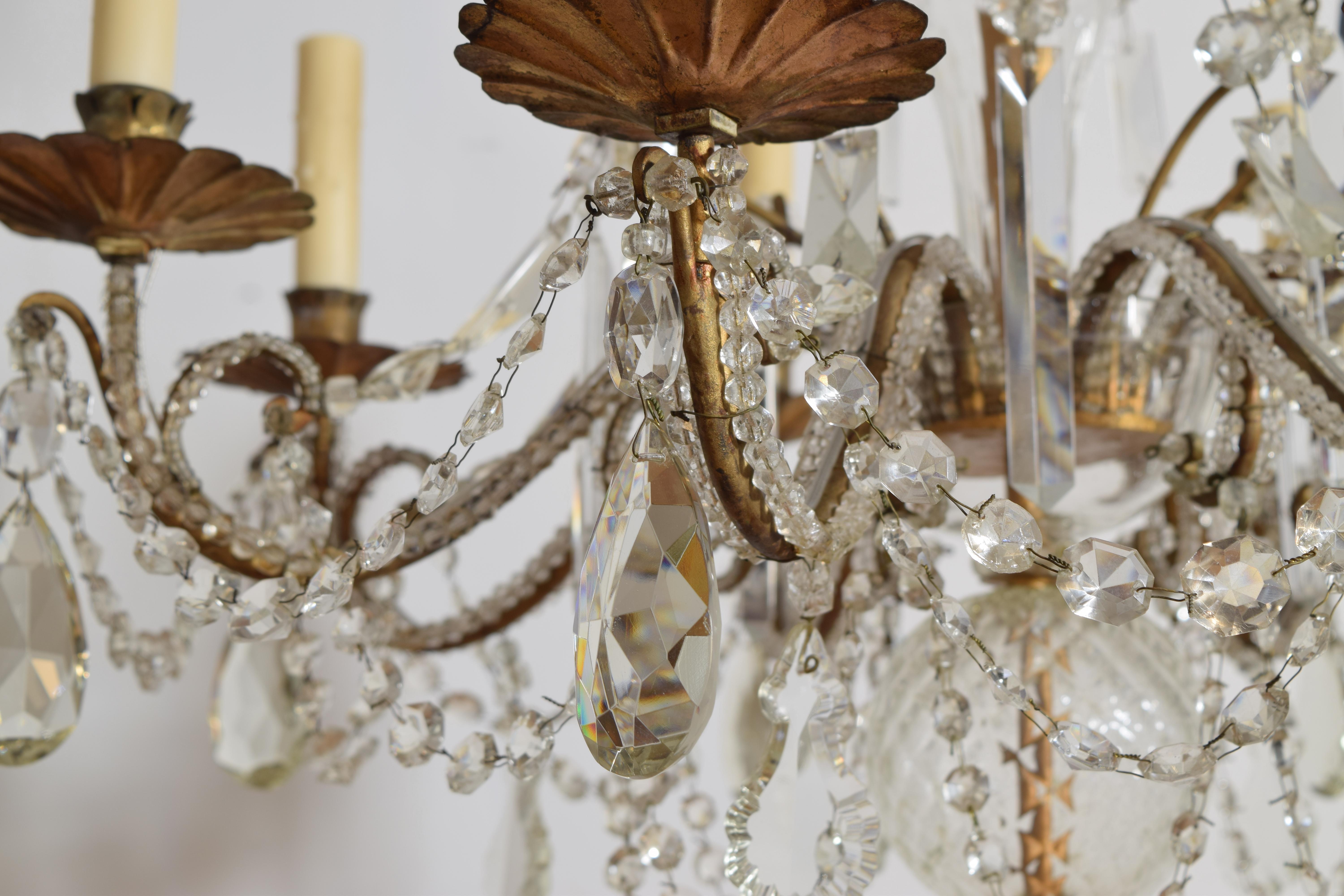 Lustre à 8 lumières de style rococo italien du début du 19e siècle en vente 2