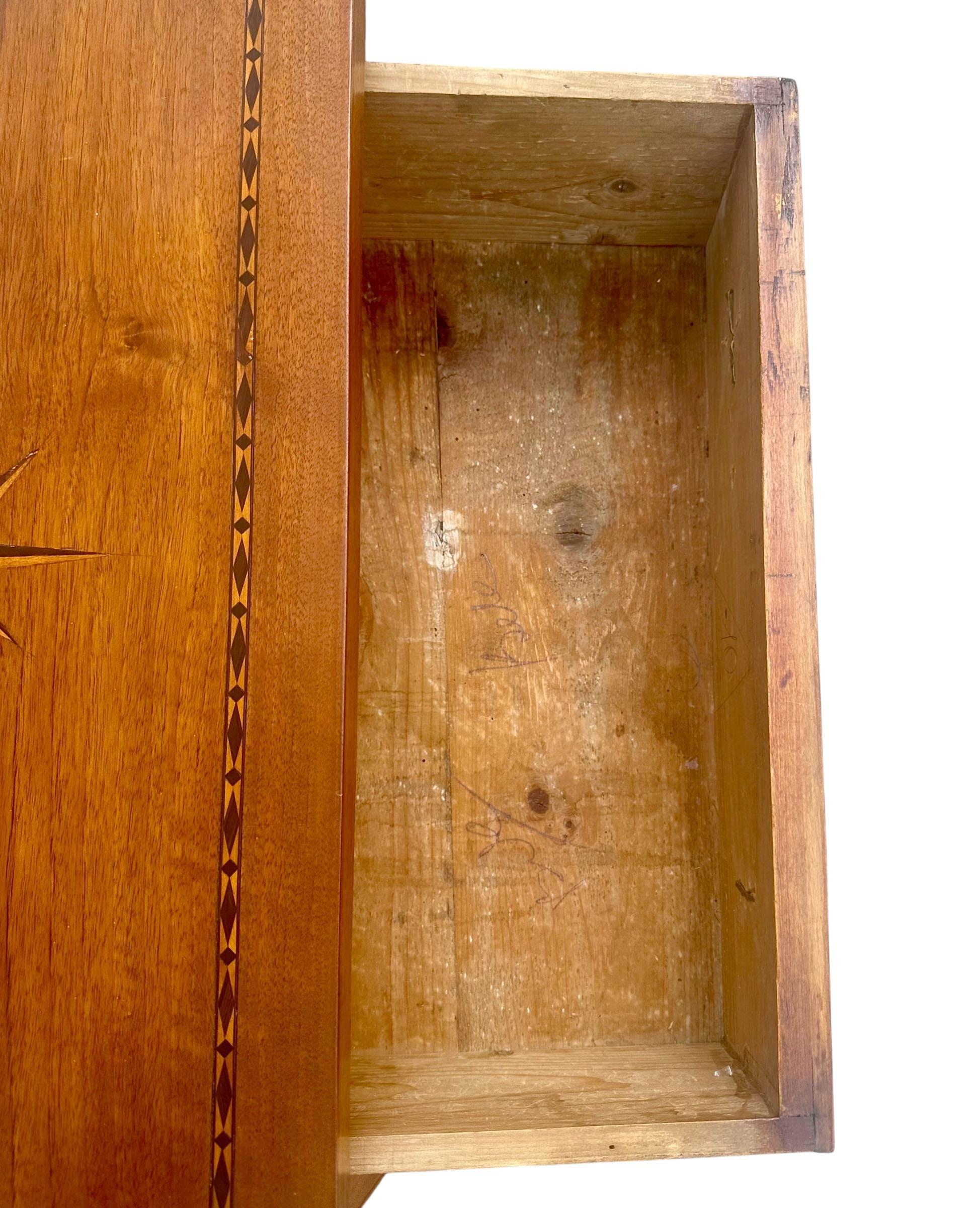 Early 19th Century Italian Three Drawer Chest with Starburst Inlay For Sale 2