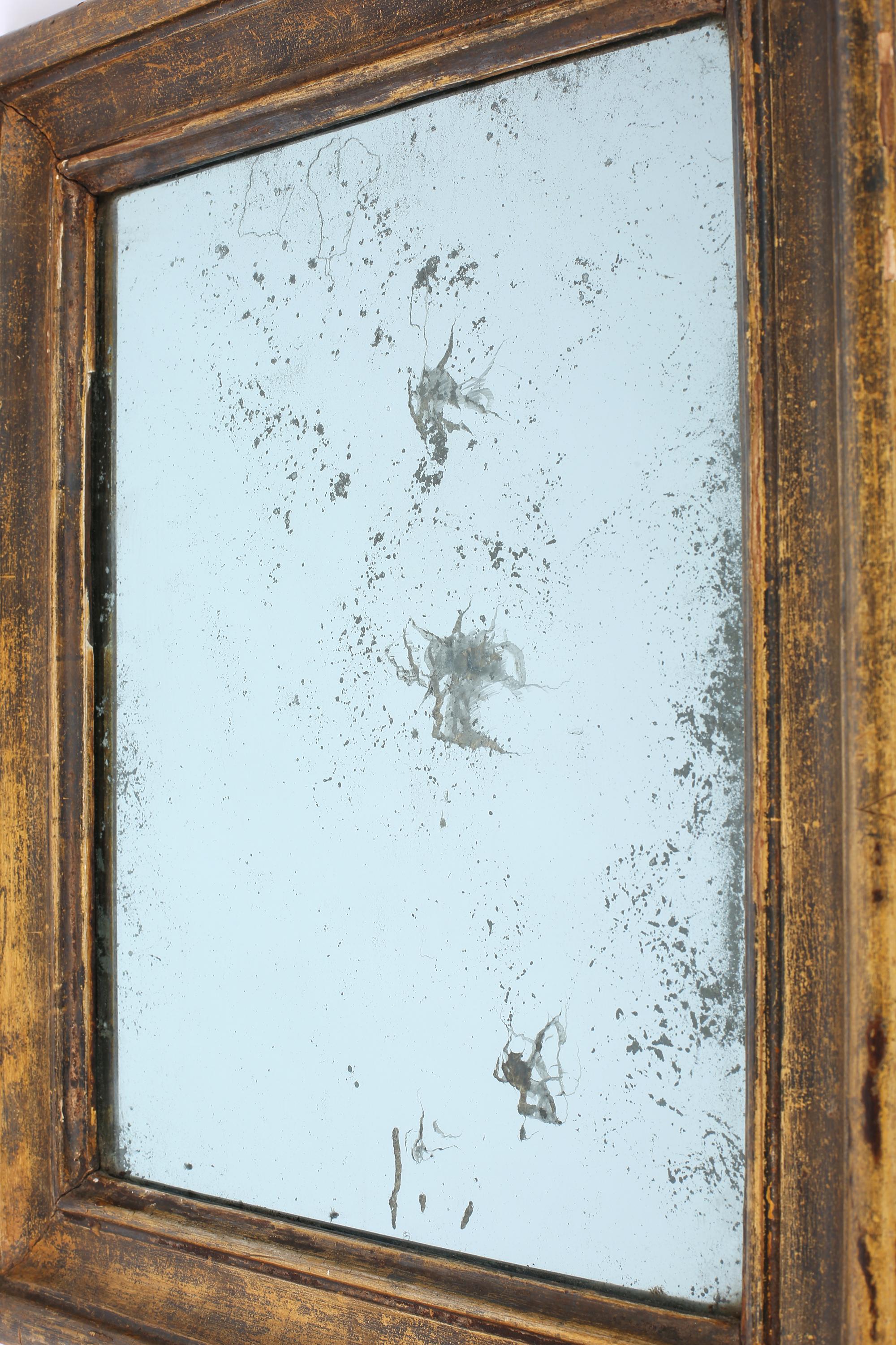 Early 19th Century Italian Tuscan Carved Mirror With Mercury Plate en vente 4