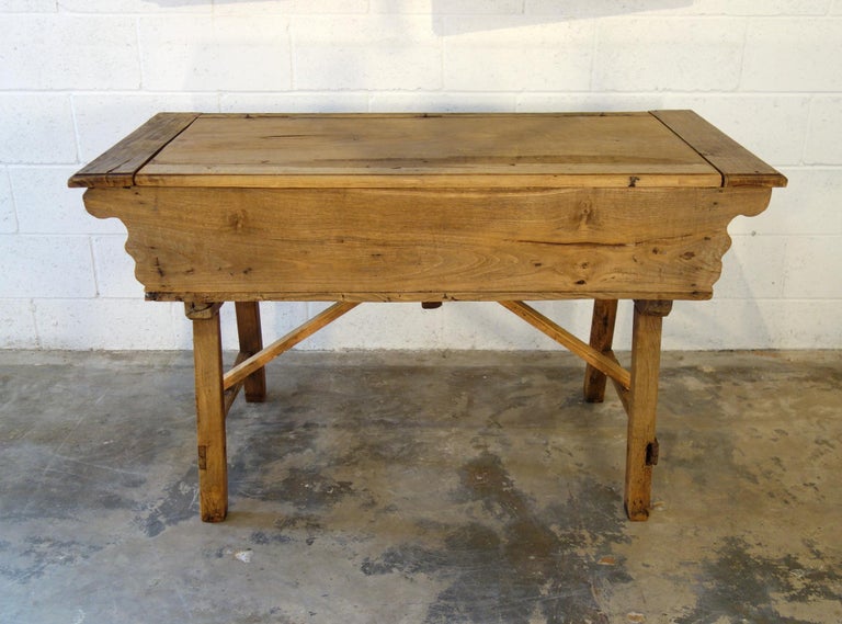 Early 19th Century Tuscan Farmhouse Kitchen Madia Bread Table, circa