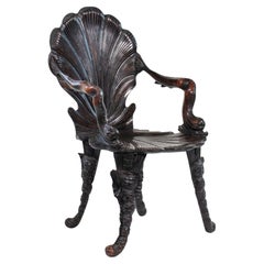 Early 19th Century Italian Walnut Grotto Chair