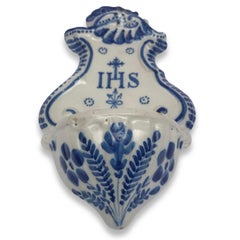 Early 19th Century Italian White and Blue Ceramic Holy Water Font