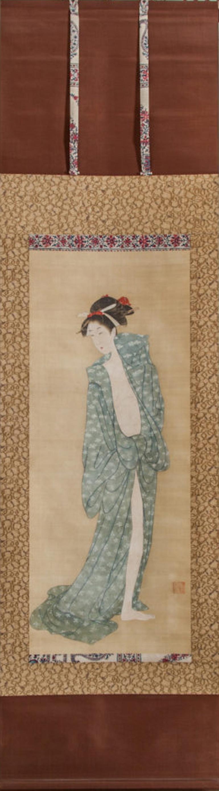 Early 19th century Japanese Scroll: Bijin after the bath in summer. Painted in pigments on silk. Signature reads: Yamauchi Sentsu.
Japan, painted circa 1800, remounted, circa 1900.
Measures: Painting 37