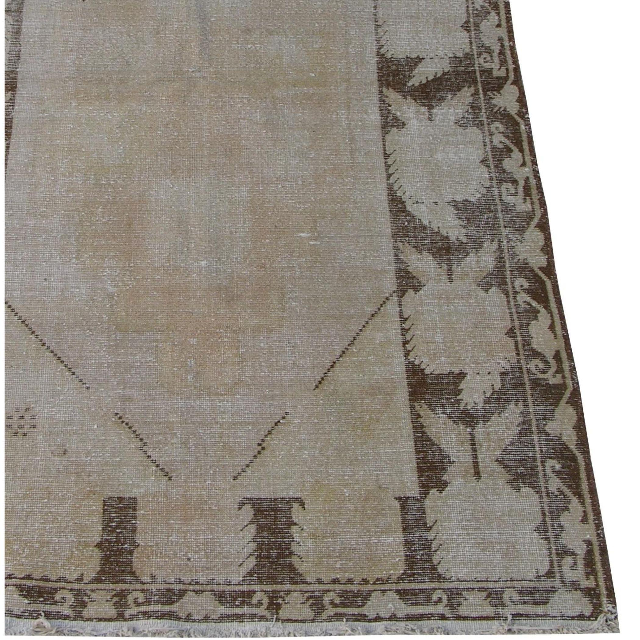 Up for sale is an Early-19th Century Khotan Samarkand Rug