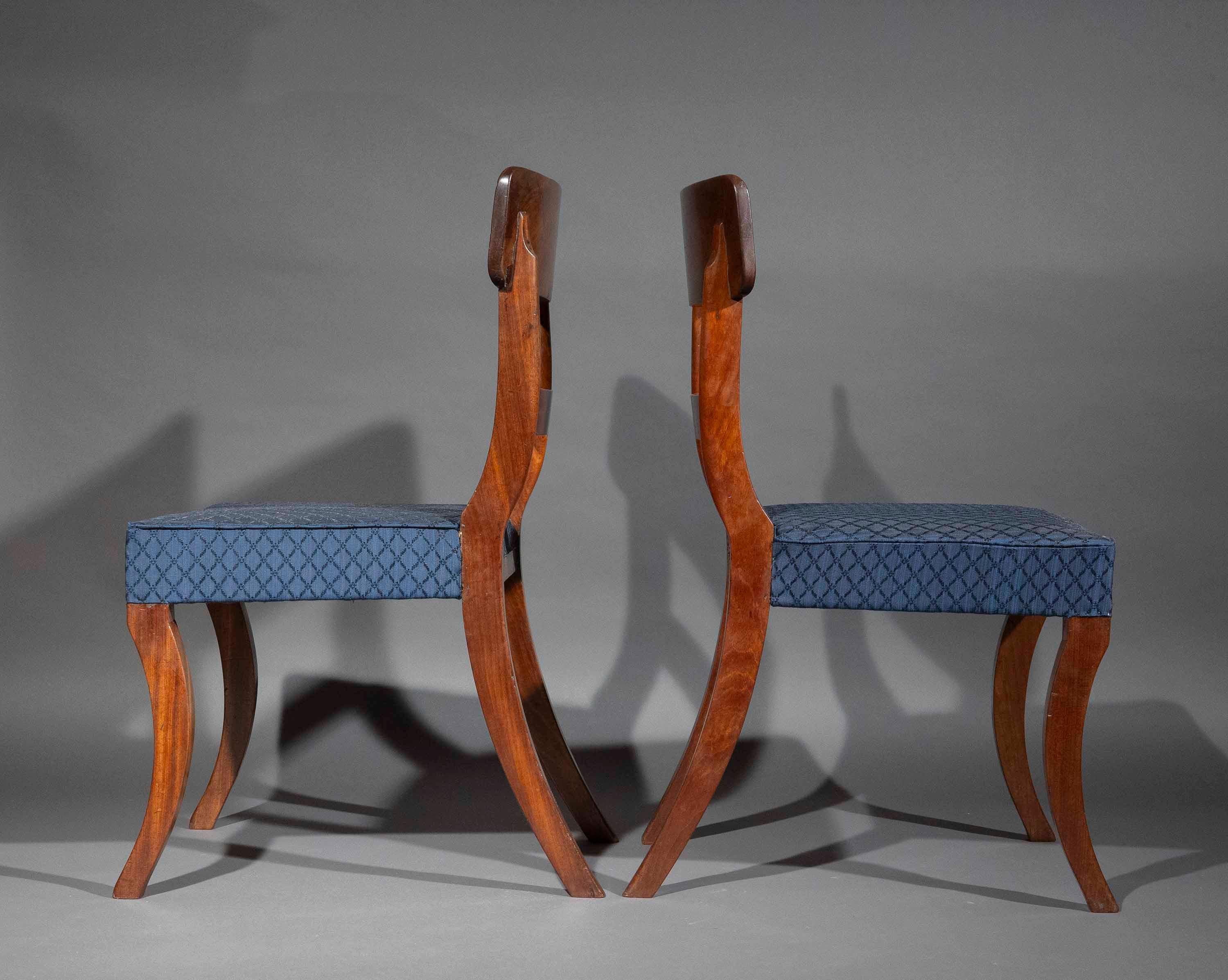 Sillas Klismos de principios del siglo XIX en Bueno estado para la venta en Richmond, London