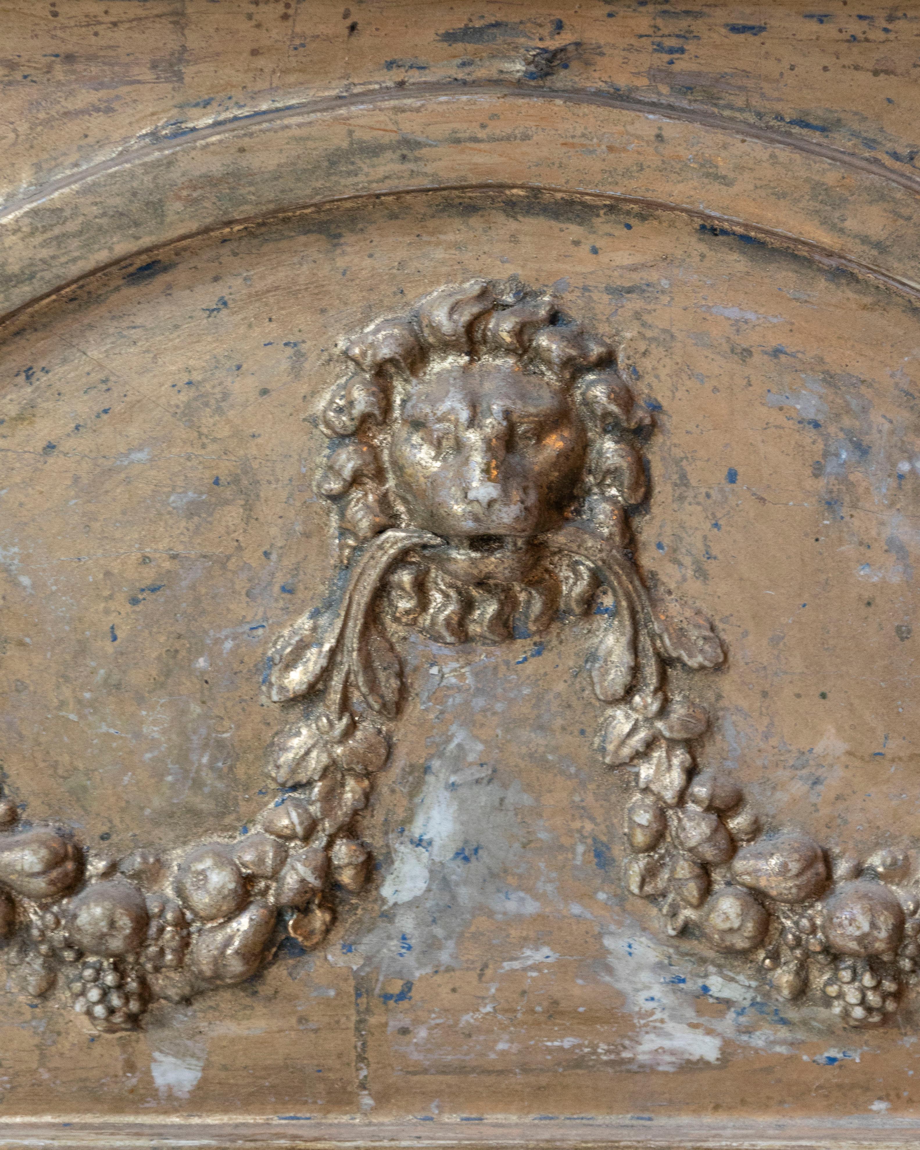 Début du XIXe siècle Miroir en bois doré de la fin de la période gustavienne, Stockholm en vente 1