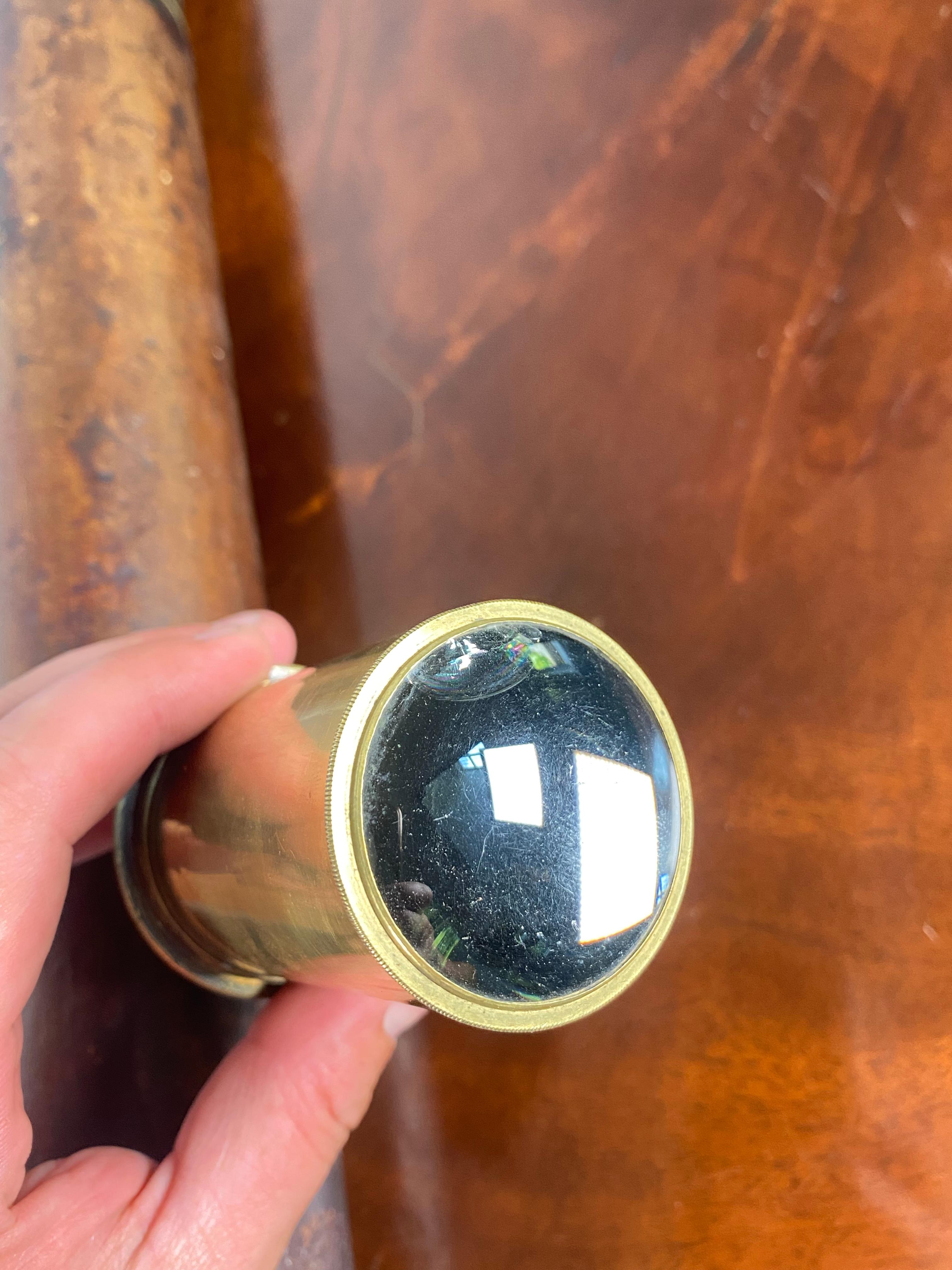 Early 19th Century Leather Bound Brass Telescope In Good Condition In London, GB