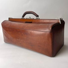 Bagages en cuir du début du 19e siècle avec détails en nickel