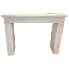 Antique Early 19th Century Limestone Fireplace from Bordeaux