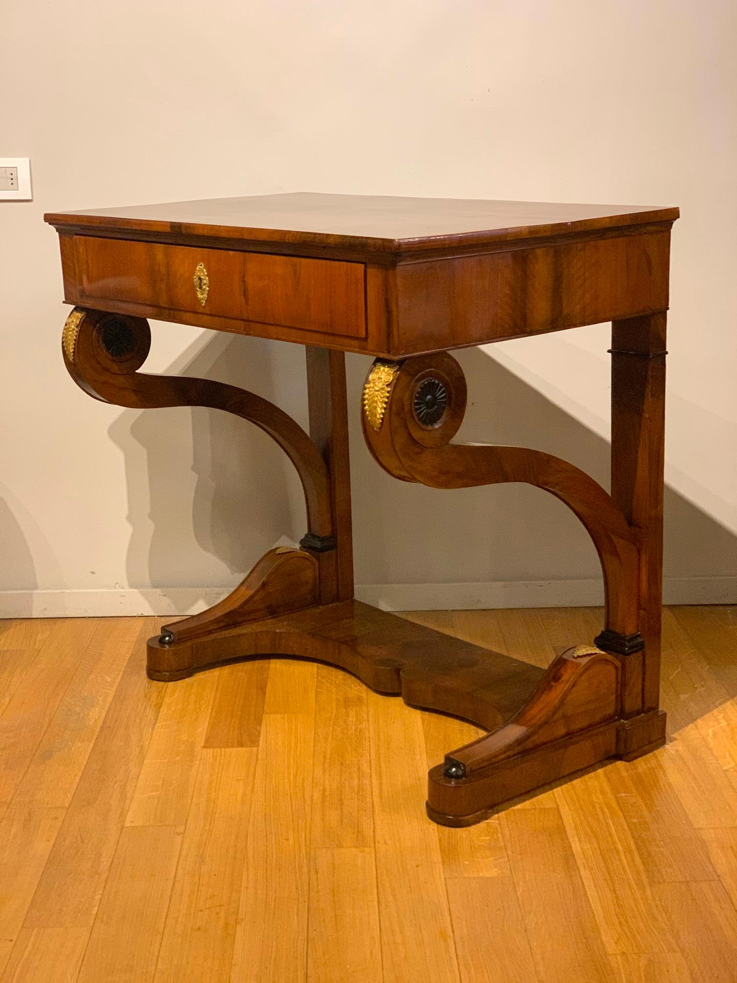 Walnut Early 19th Century, Lombardy Consolle For Sale