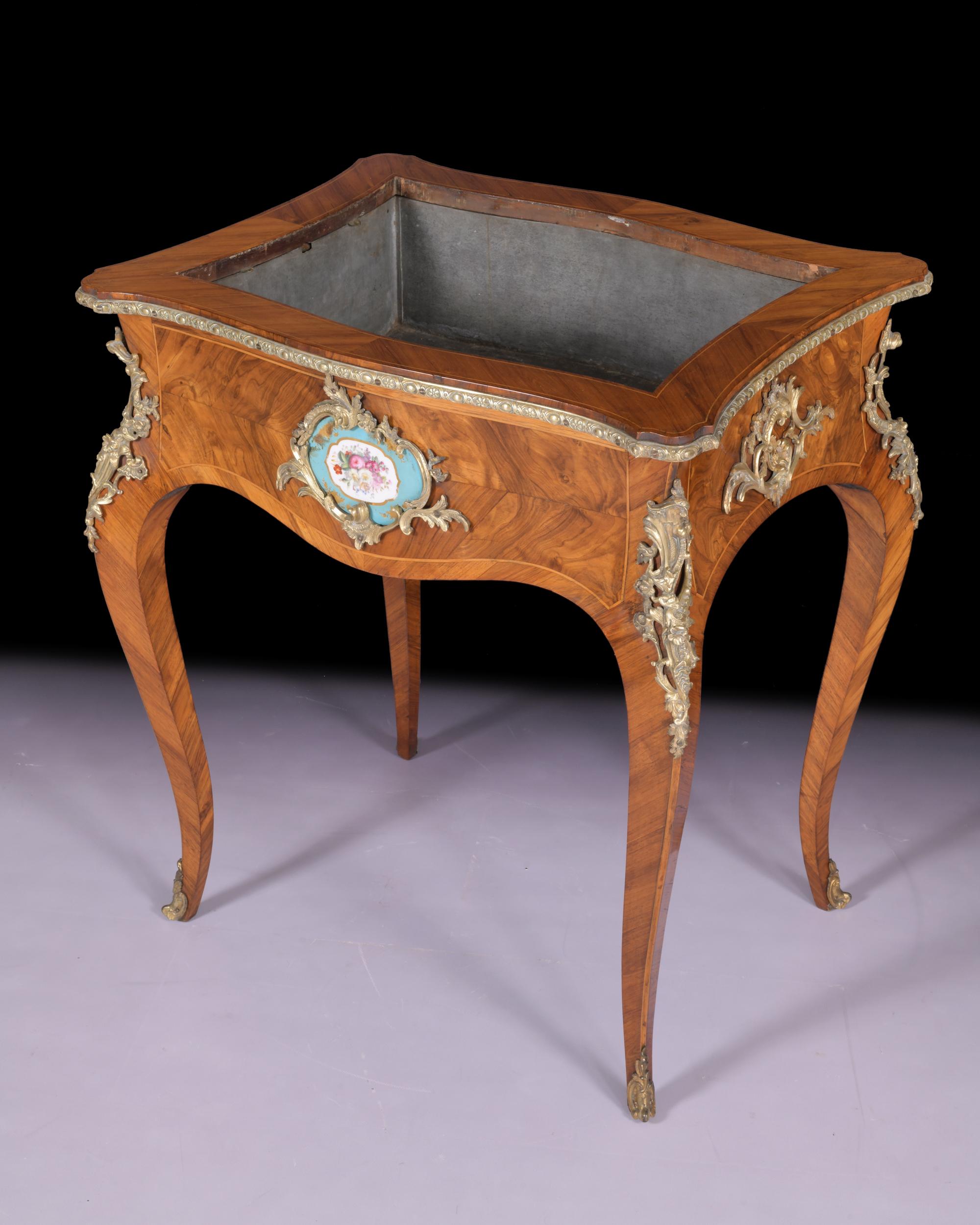 Early 19th Century Louis XV Style French Jardinière / Plant Stand For Sale 5