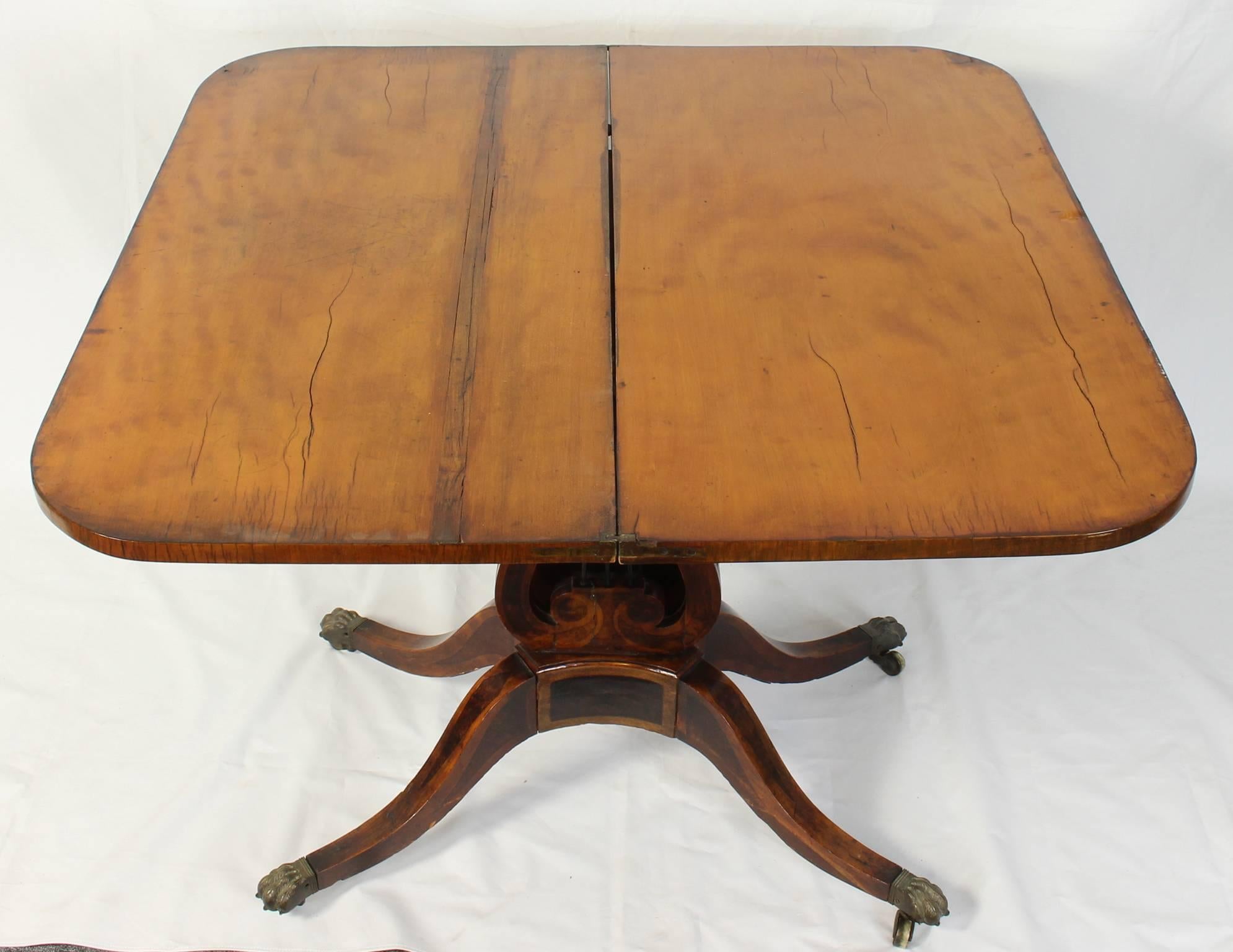 Early 19th Century Lyre Shaped Card Table In Good Condition In Kilmarnock, VA