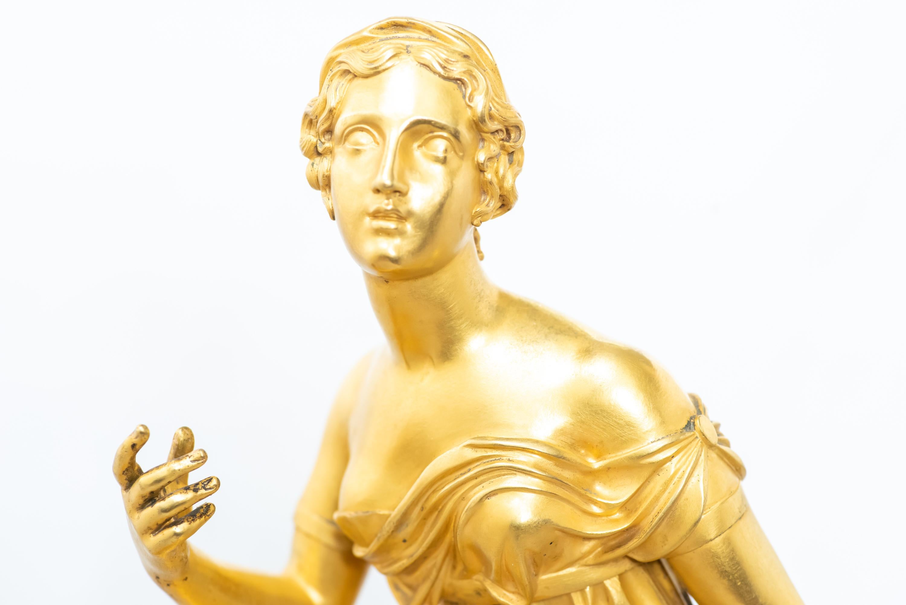 Madame de Staël Feuervergoldete Bronzeuhr aus dem frühen 19.  (Französisch) im Angebot